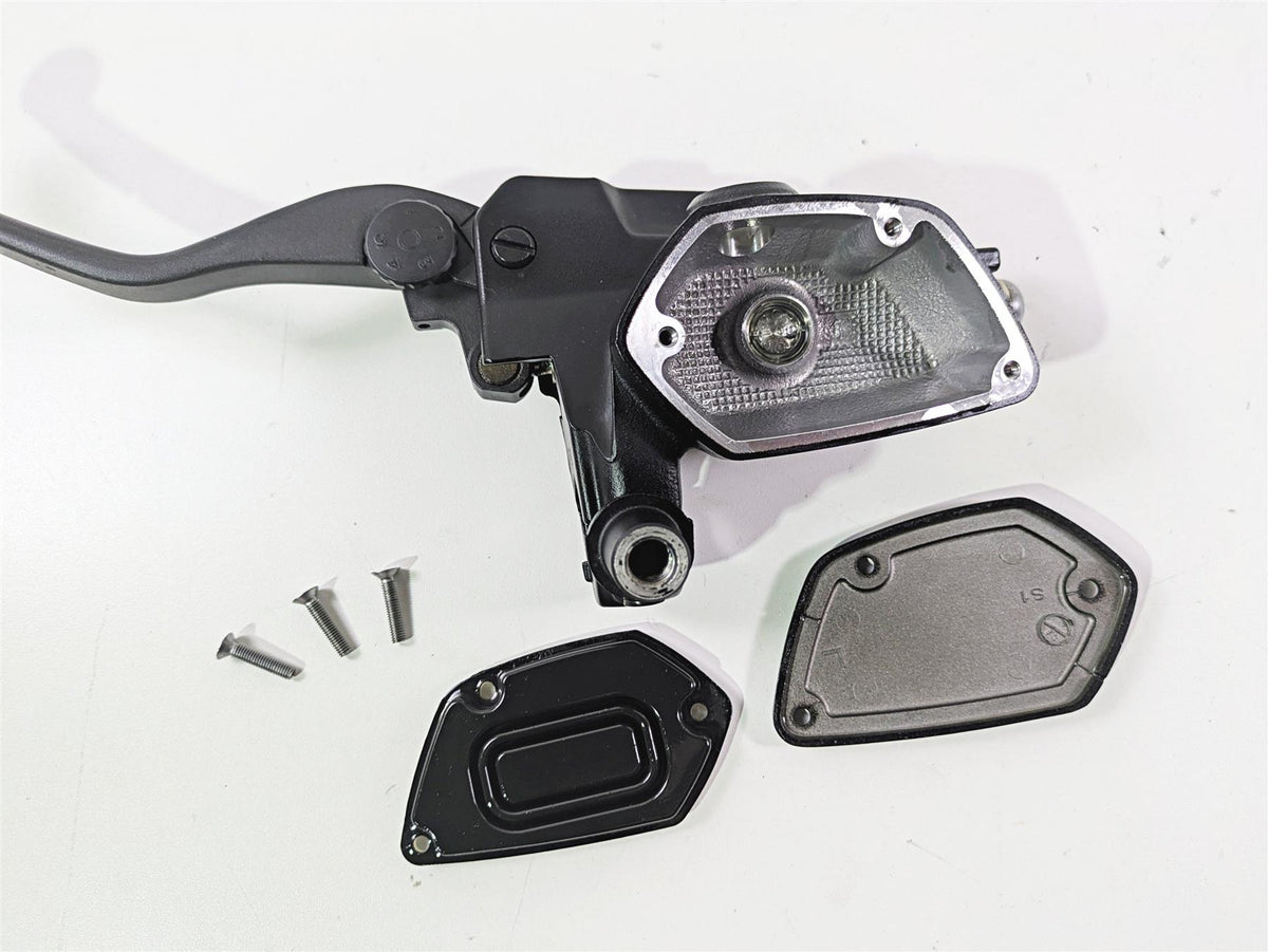 2018 BMW R nineT Urban GS K33 Nissin Clutch Master Cylinder 1/2" 32728563859 {{ shop.shopifyCountryName }} - Mototech271