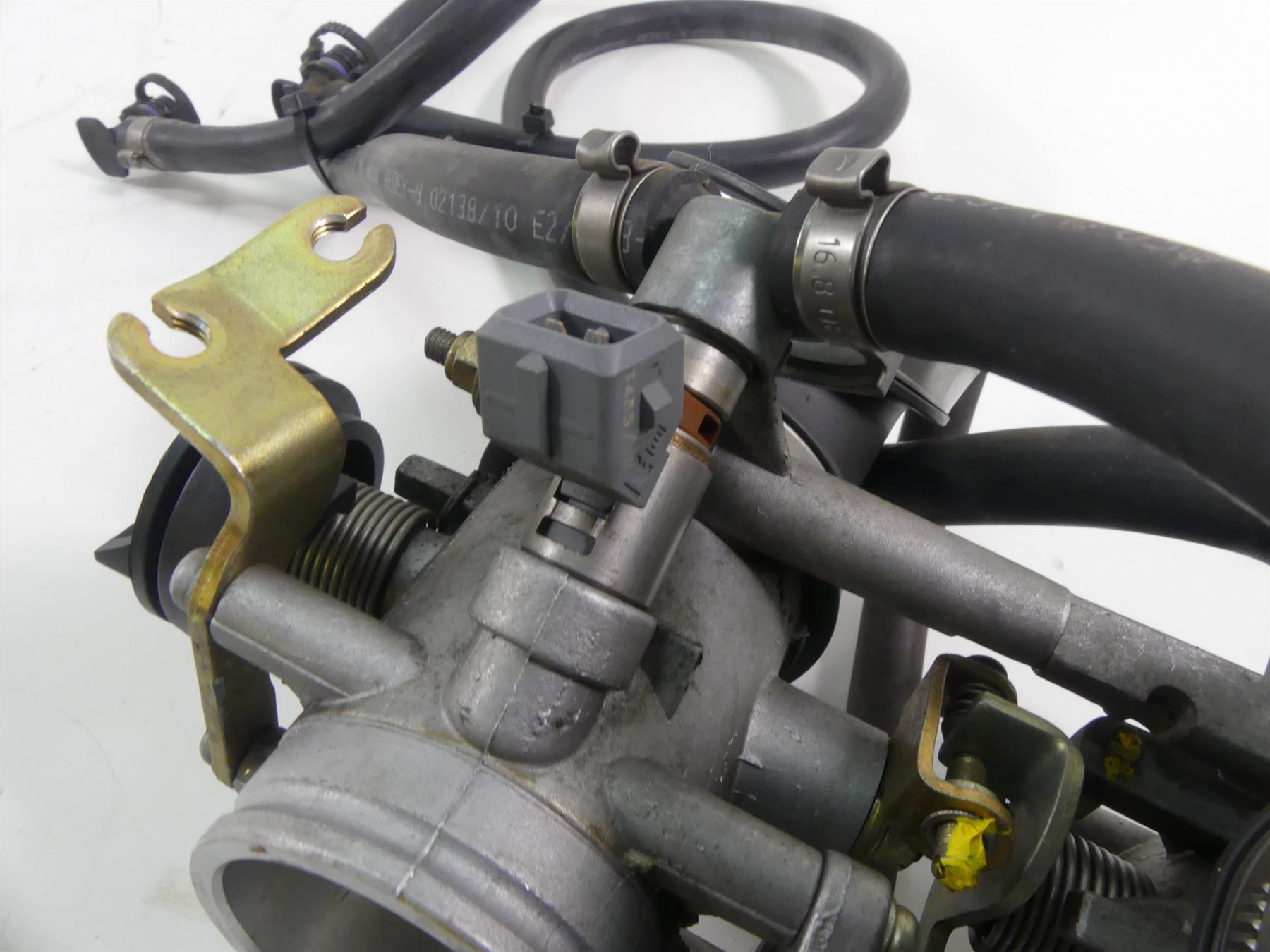 2006 Ducati Multistrada 1000S Throttle Body Bodies Fuel Injection 28240571A {{ shop.shopifyCountryName }} - Mototech271