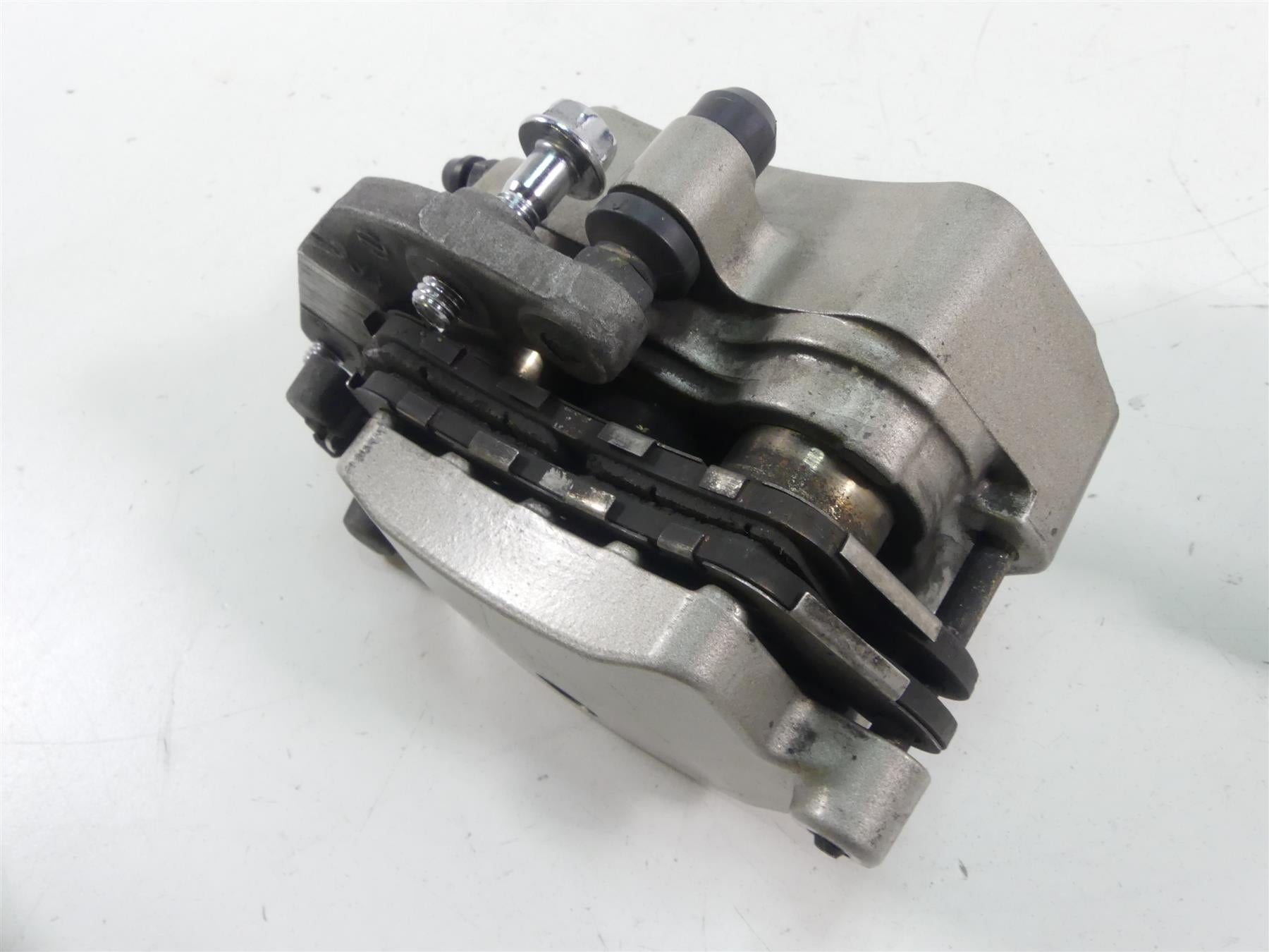 2005 Honda V-Twin VTX1800 S3 Front Nissin Brake Caliper Set 45250-MCV-006 {{ shop.shopifyCountryName }} - Mototech271