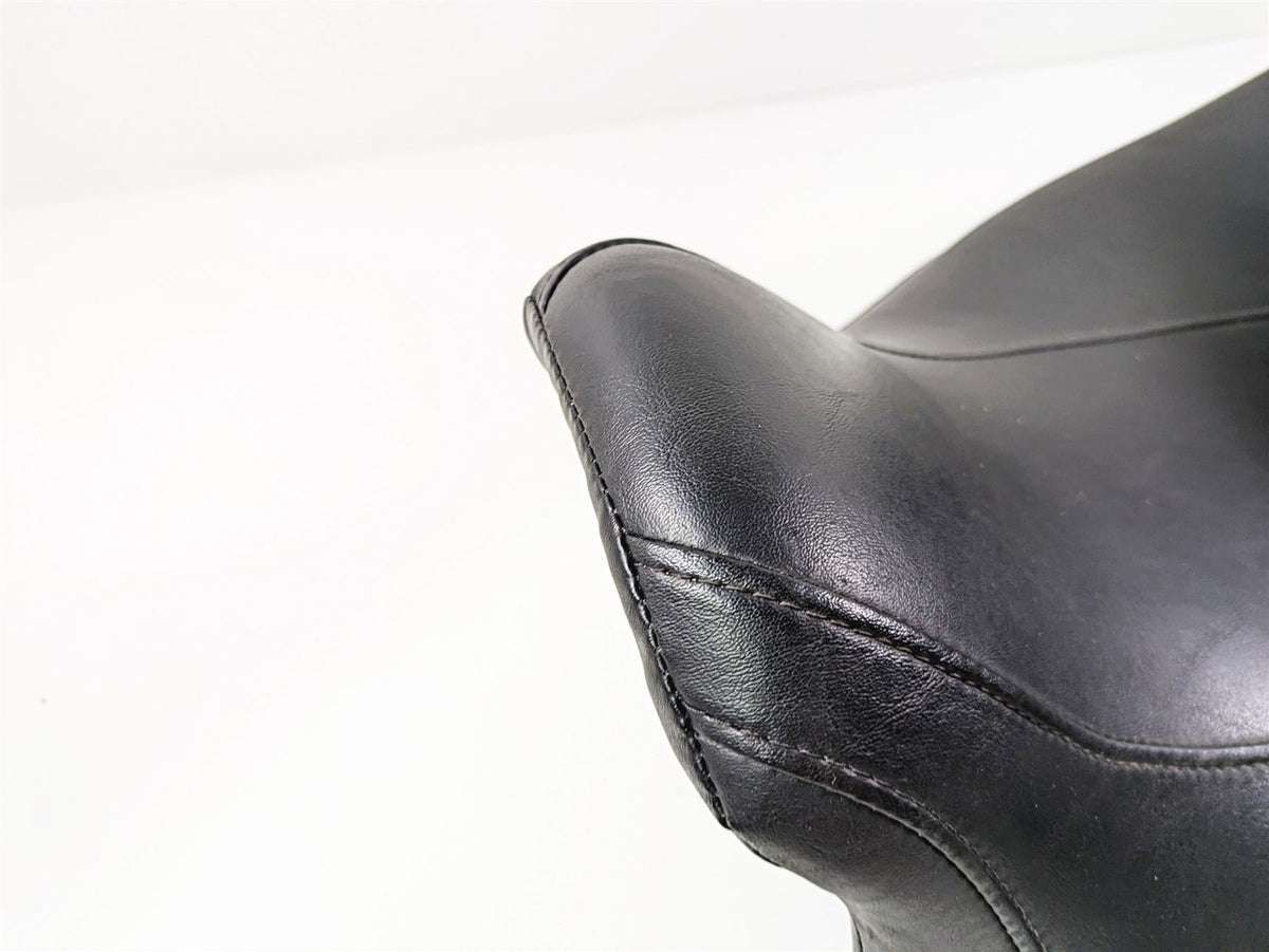 2010 Harley Touring FLHTK Electra Glide Low Seat Saddle 52164-09B {{ shop.shopifyCountryName }} - Mototech271