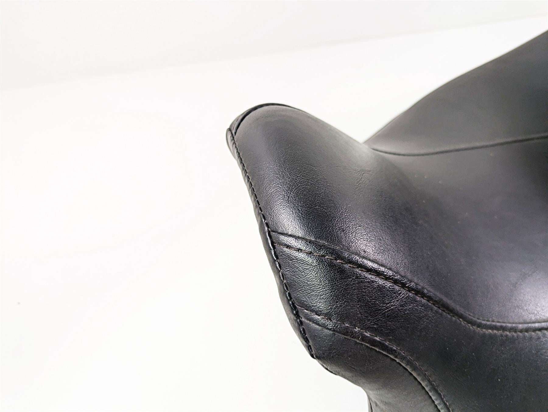 2010 Harley Touring FLHTK Electra Glide Low Seat Saddle 52164-09B {{ shop.shopifyCountryName }} - Mototech271