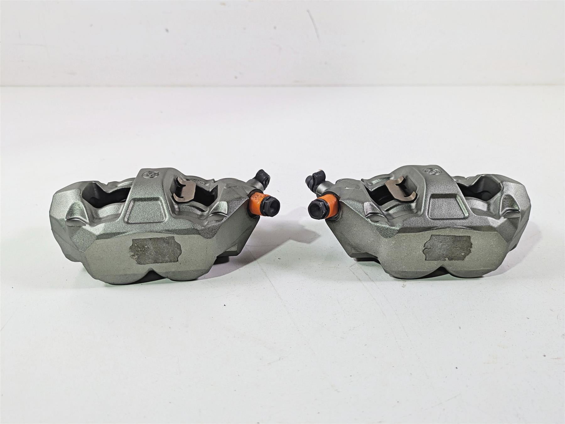2018 KTM 1290 Super Duke R Brembo Front Brake Caliper Set 100mm 6131301500158 {{ shop.shopifyCountryName }} - Mototech271