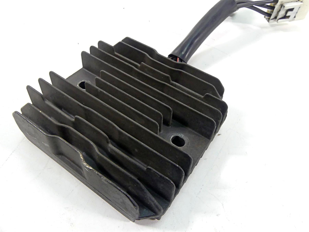 2008 Suzuki M109R VZR1800 Rectifier Voltage Regulator 32800-10G10 {{ shop.shopifyCountryName }} - Mototech271