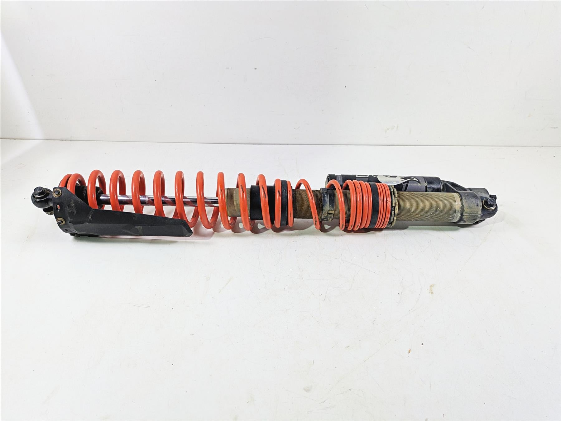 2020 Can Am Maverick X3 Turbo R STD Right Rear Shock Damper 64" 706003060 {{ shop.shopifyCountryName }} - Mototech271