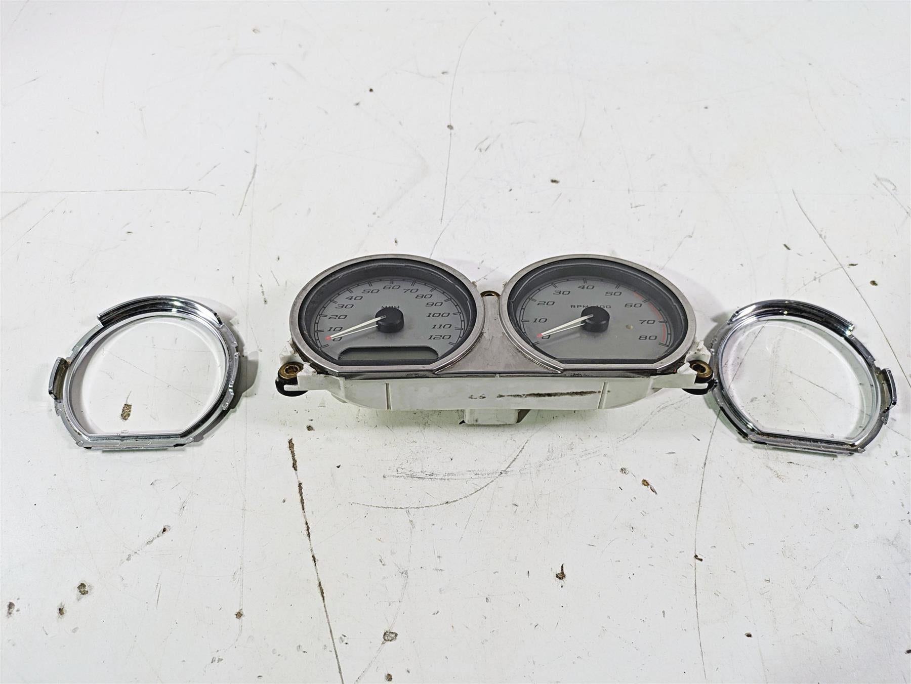 2016 Harley Touring FLTRX Road Glide Speedometer Gauge Instrument 27K 70900124 {{ shop.shopifyCountryName }} - Mototech271