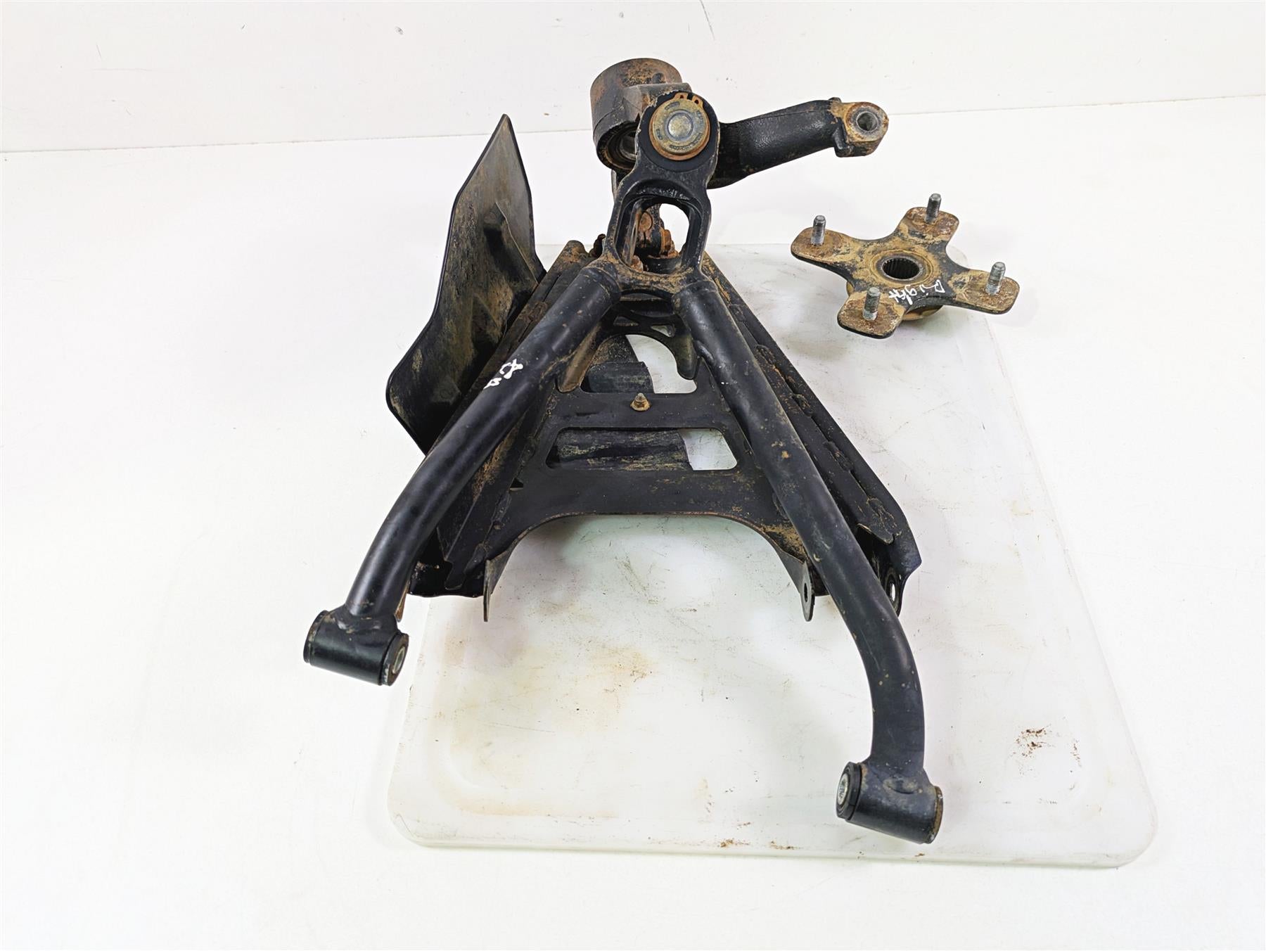 2011 Can-Am Outlander 650 4X4 XT Front Right Control Arm Knee Set 706201022 {{ shop.shopifyCountryName }} - Mototech271