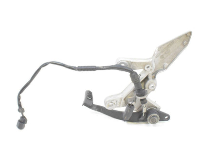 2017 Honda CBR500 R CBR500R Right Footpeg Bracket Brake Pedal Set 50600-MJW-J00 {{ shop.shopifyCountryName }} - Mototech271