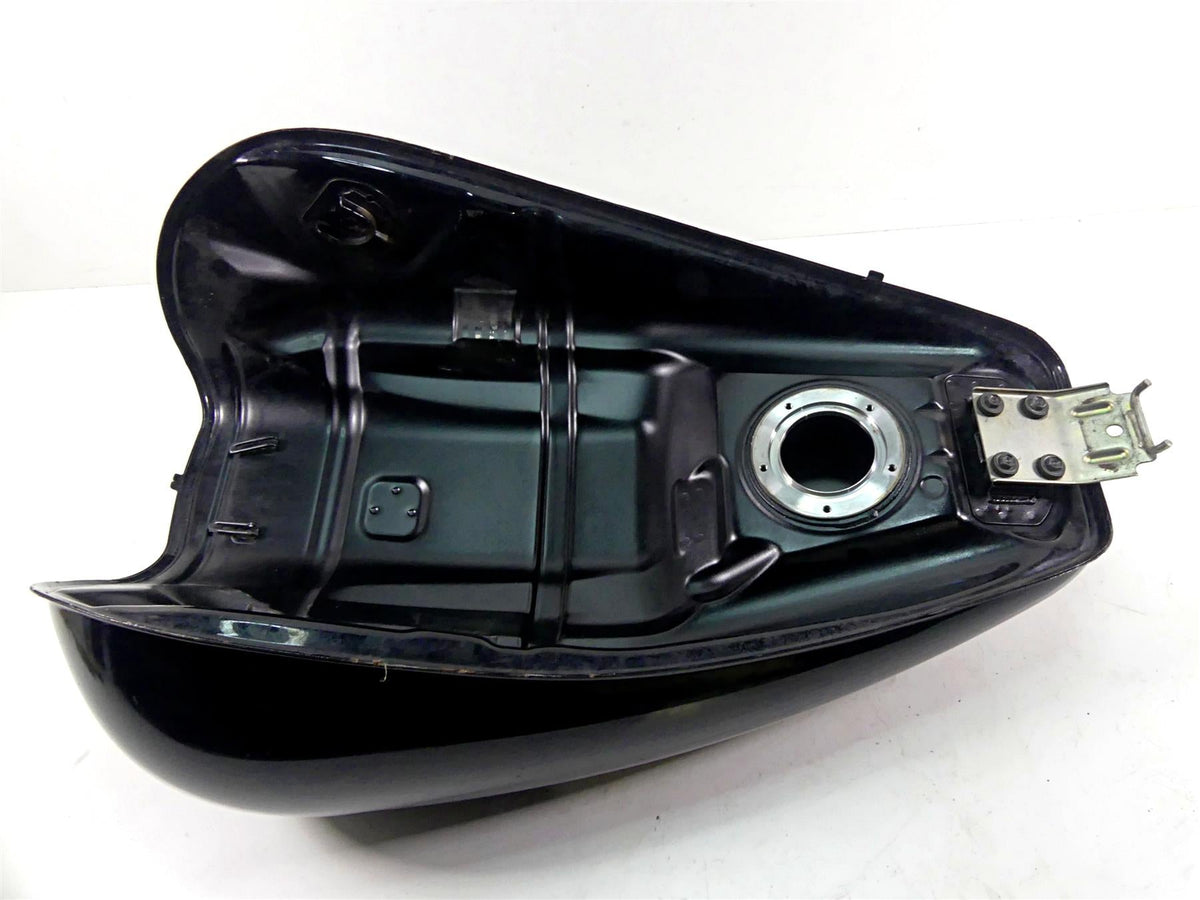 2008 Suzuki M109R VZR1800 Fuel Gas Petrol Tank Reservoir - Read 44100-48G00 {{ shop.shopifyCountryName }} - Mototech271