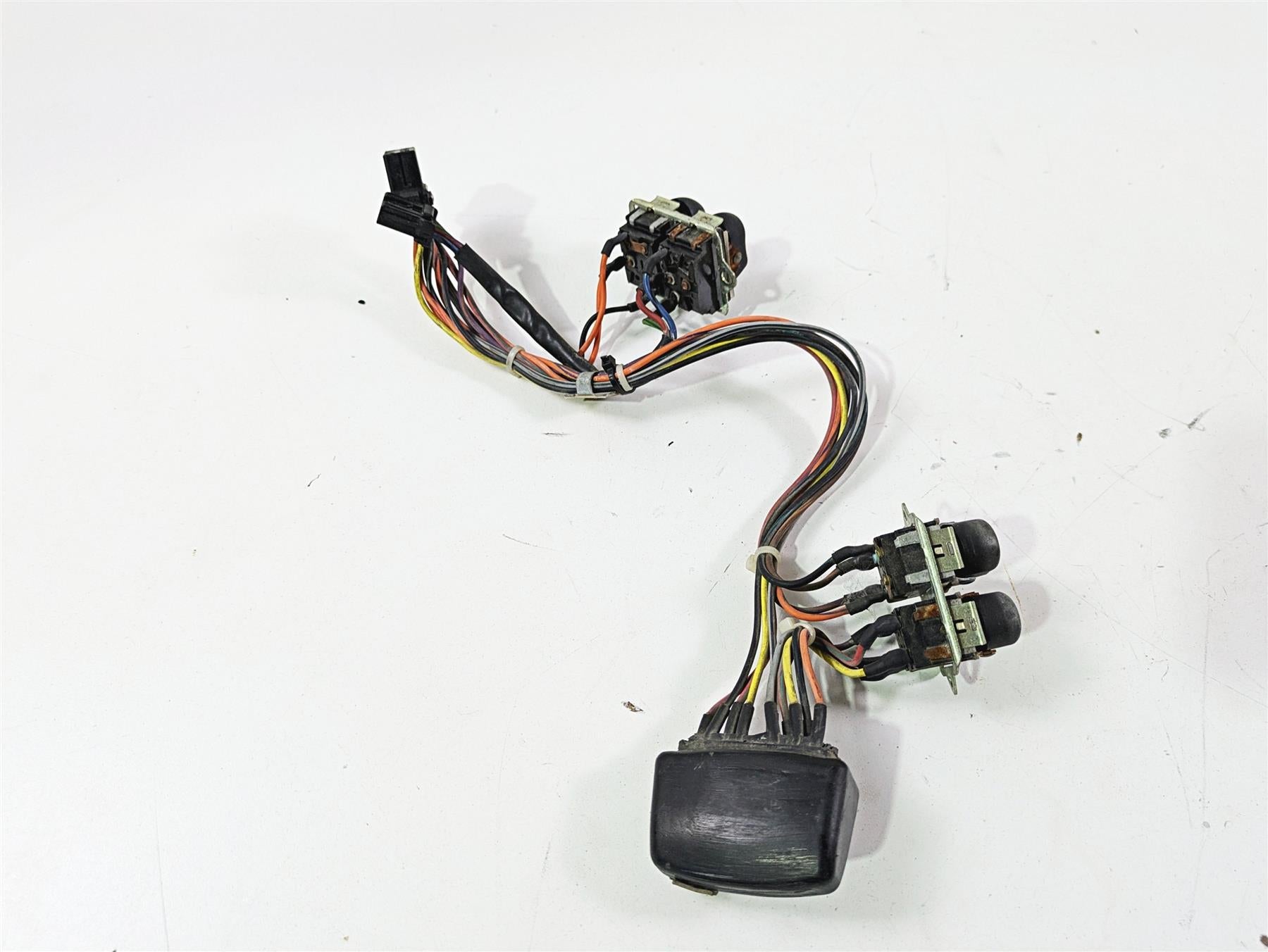 2011 Harley Touring FLHTCUSE CVO E-Glide Auxiliary Switches Faded 70290-07 {{ shop.shopifyCountryName }} - Mototech271