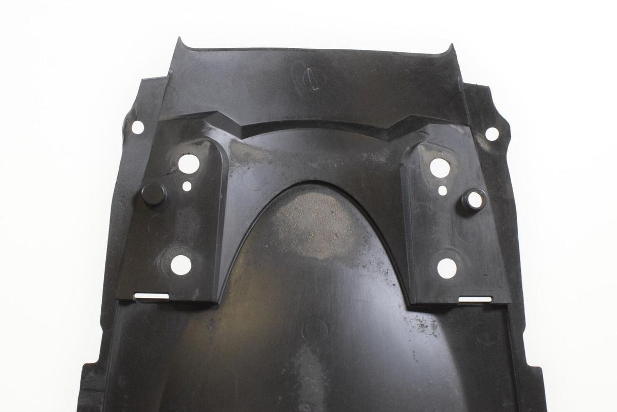 2006 Suzuki GSXR1000 GSXR 1000 Rear Inner Fairing Fender Plastic 63111-41G01 {{ shop.shopifyCountryName }} - Mototech271