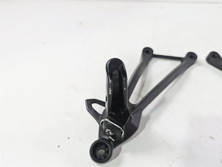 2020 Kawasaki ZX6R Ninja Passenger Footpeg Foot Peg Set 35063-0444-18R {{ shop.shopifyCountryName }} - Mototech271