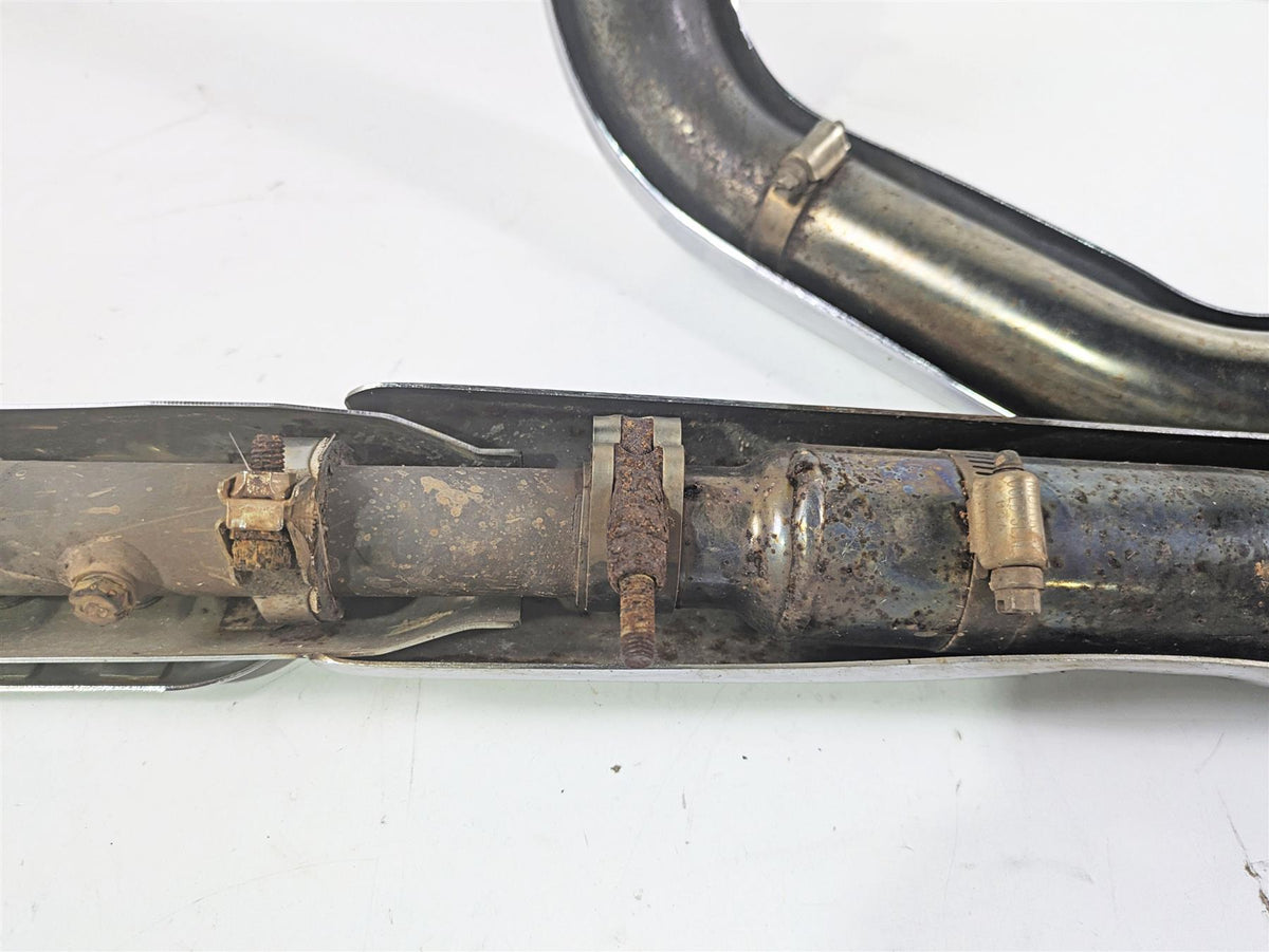 2006 Yamaha XVS650 V-Star Classic Vance Hines Shortshots Staggered Exhaust 18519 {{ shop.shopifyCountryName }} - Mototech271