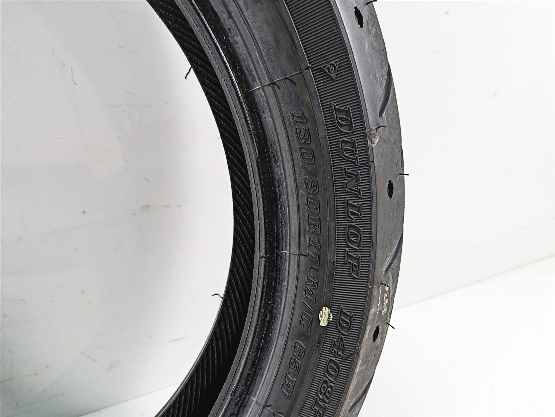 Used Harley Davidson Front Tire Dunlop D480F 130/80B17 43115-09A {{ shop.shopifyCountryName }} - Mototech271