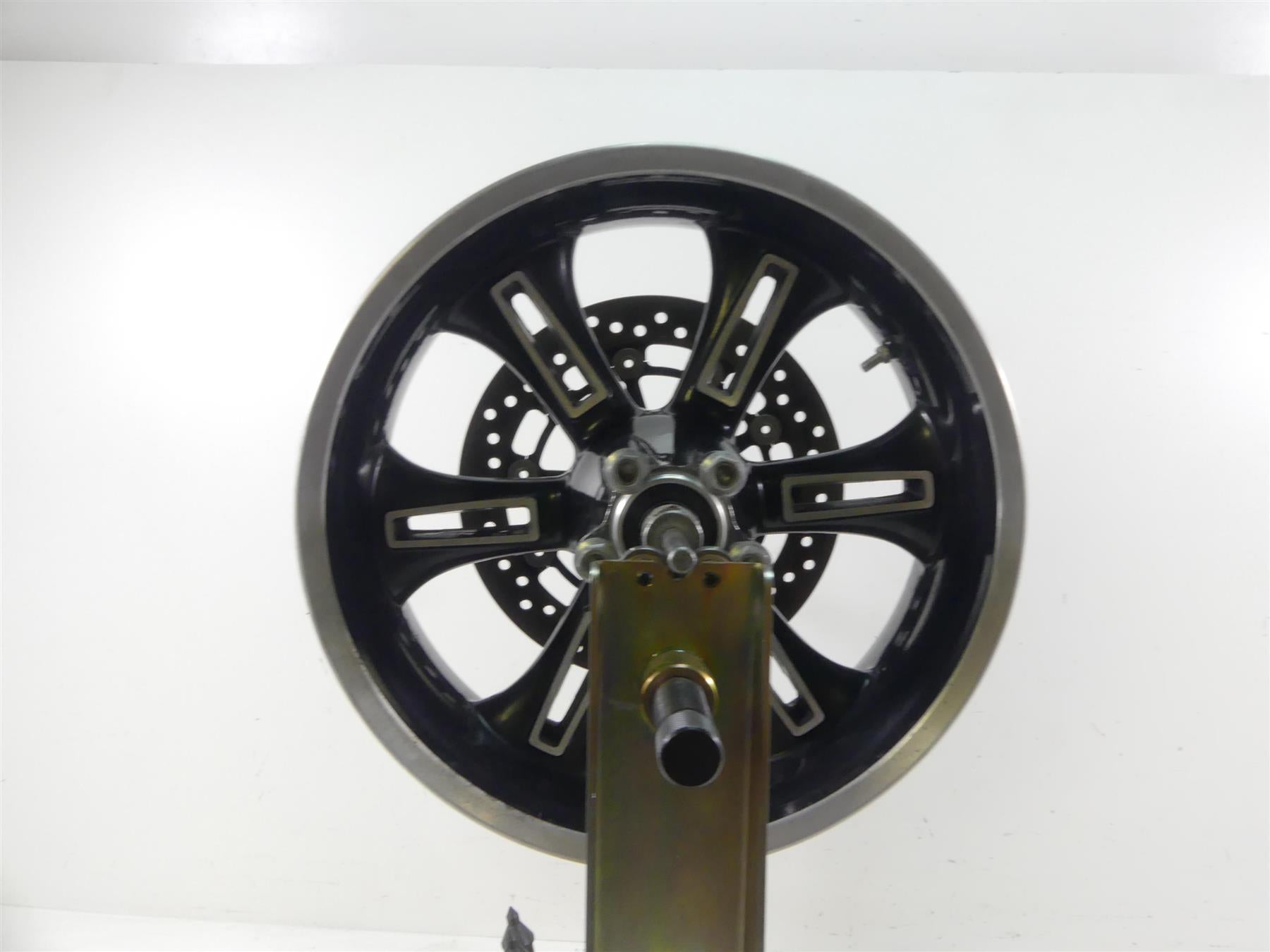 2011 Victory Vision Tour Straight Rear Cast Wheel Rim 16x5 1521384 {{ shop.shopifyCountryName }} - Mototech271