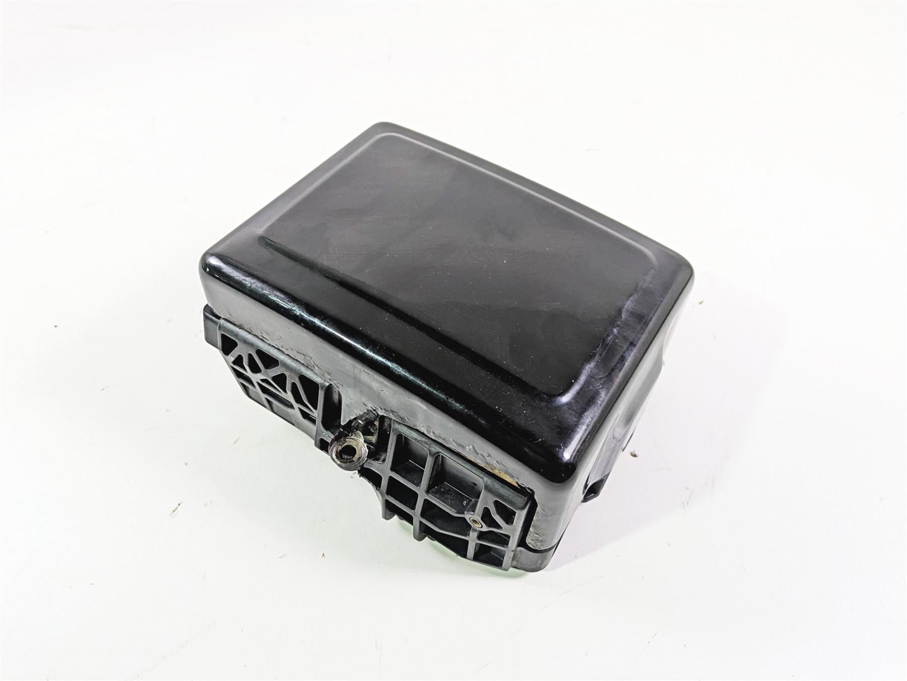 2015 Harley FXDF Dyna Fat Bob Right Battery Tray & Cover 66444-12DH 70379-06B {{ shop.shopifyCountryName }} - Mototech271