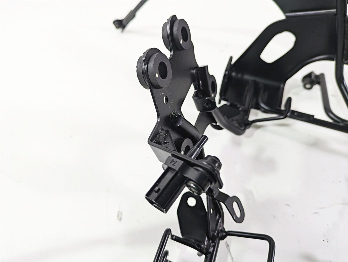 2022 Kawasaki ZR900RS Cafe Headlight Gauges Stay Bracket Mount 39137-0686 {{ shop.shopifyCountryName }} - Mototech271