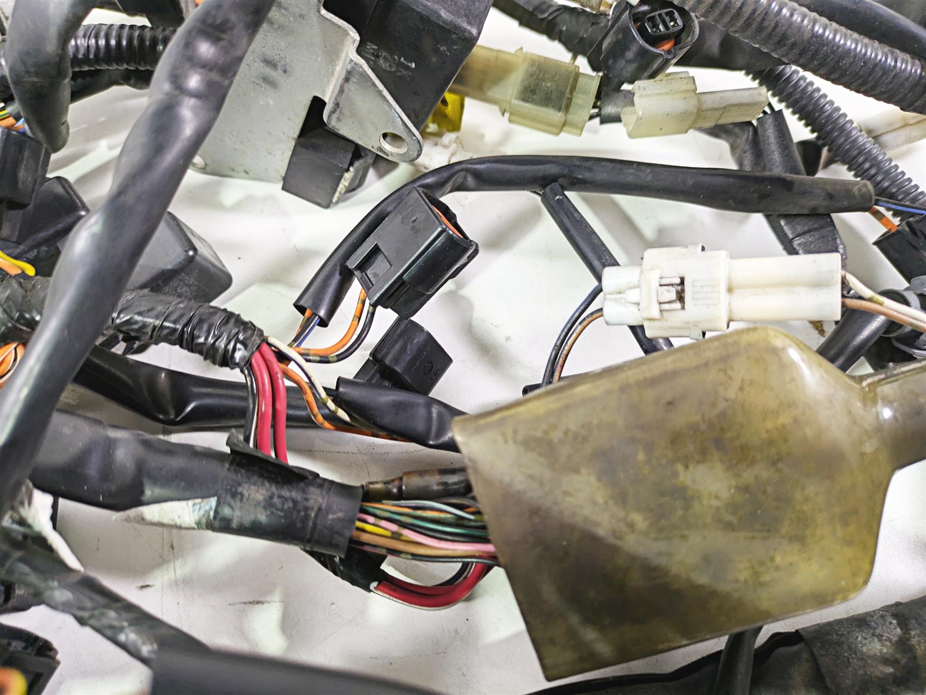 2008 Suzuki GSXR600 Main & Front Wiring Harness Loom No Cuts 36610-37H31 {{ shop.shopifyCountryName }} - Mototech271