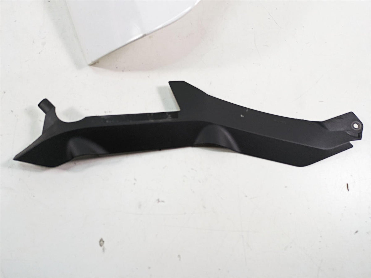 2018 KTM 1090 Adventure R Left Side Fuel Tank Fairing Cover Cowl 60308050000 {{ shop.shopifyCountryName }} - Mototech271