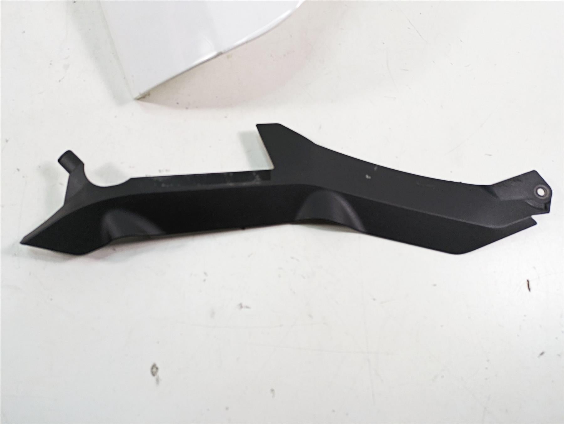 2018 KTM 1090 Adventure R Left Side Fuel Tank Fairing Cover Cowl 60308050000 {{ shop.shopifyCountryName }} - Mototech271