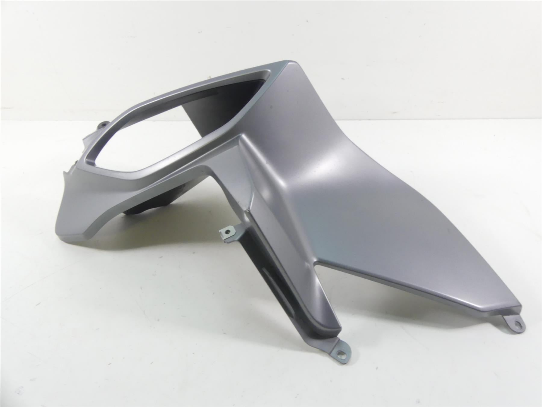 2015 BMW R1200RT K52 Left Side Between Leg Knee Fairing Cover 46638533581 {{ shop.shopifyCountryName }} - Mototech271