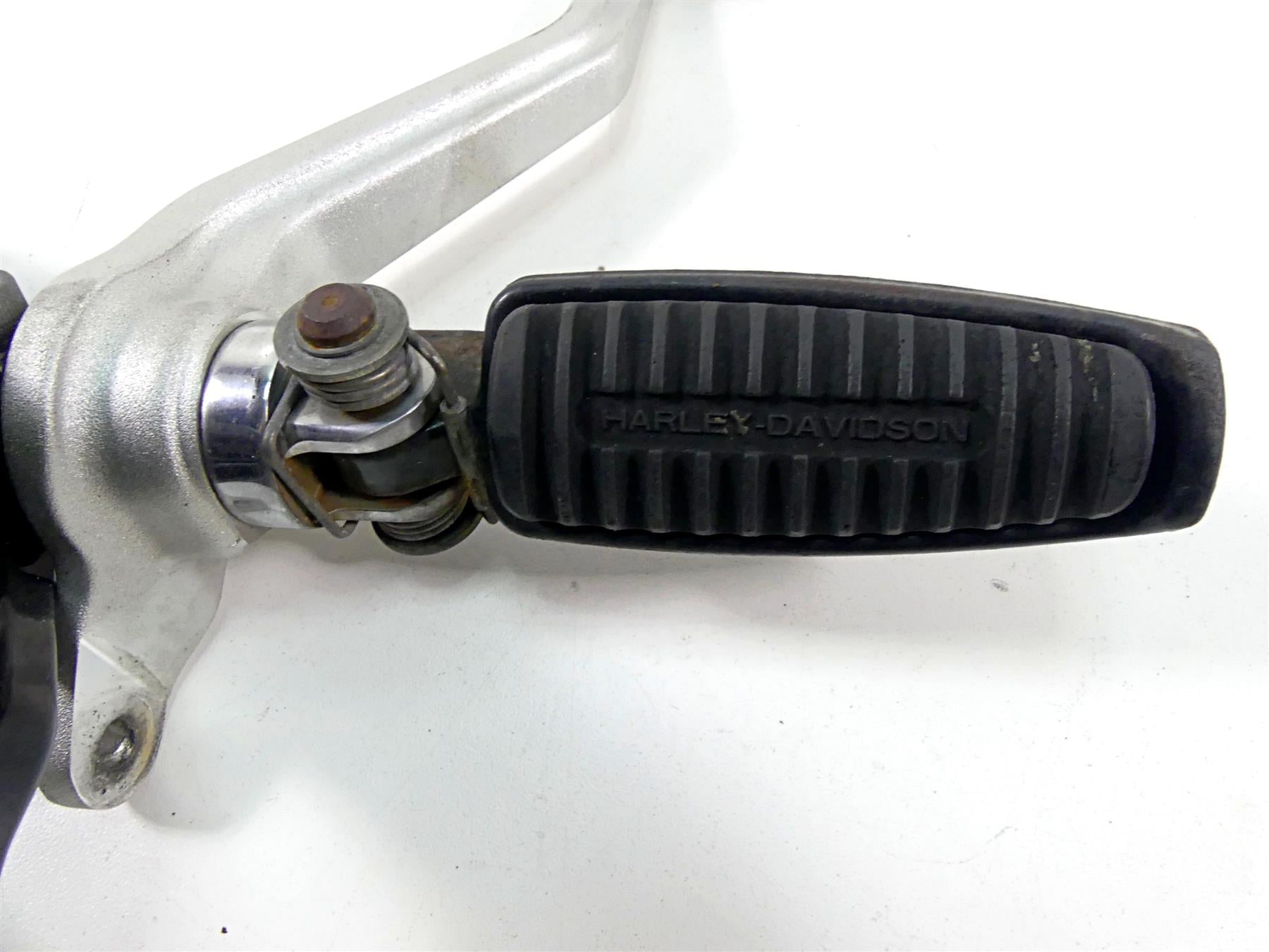 2009 Harley XR1200 Sportster Right Foot Peg Bracket & Brake Pedal Set 51045-08 {{ shop.shopifyCountryName }} - Mototech271