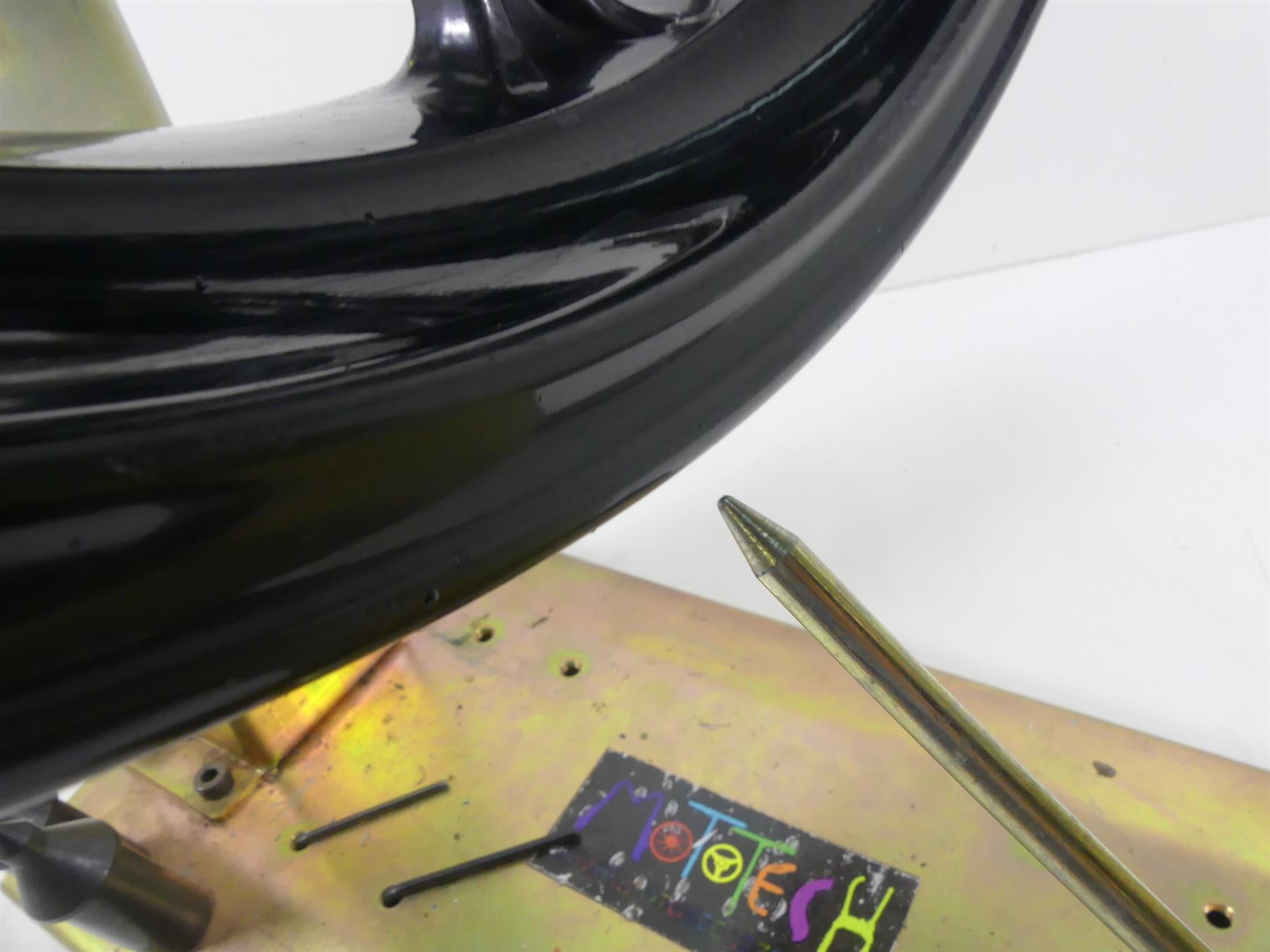 2017 Victory Octane 1200 Straight Front Wheel Rim 18x3.5 1522092-266 {{ shop.shopifyCountryName }} - Mototech271