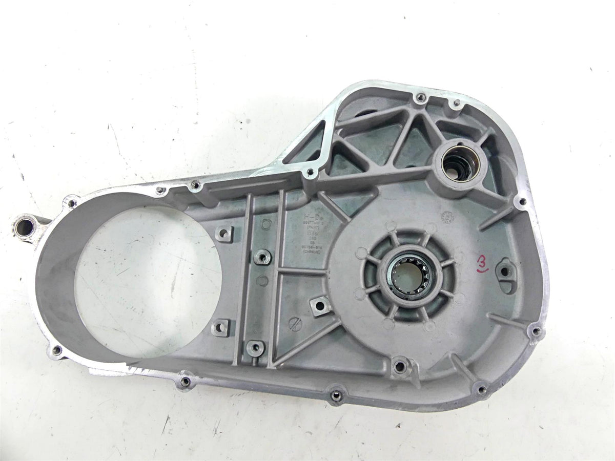 2006 Harley Touring FLHTCU SE E-Glide Inner Primary Drive Clutch Cover 60677-01C {{ shop.shopifyCountryName }} - Mototech271