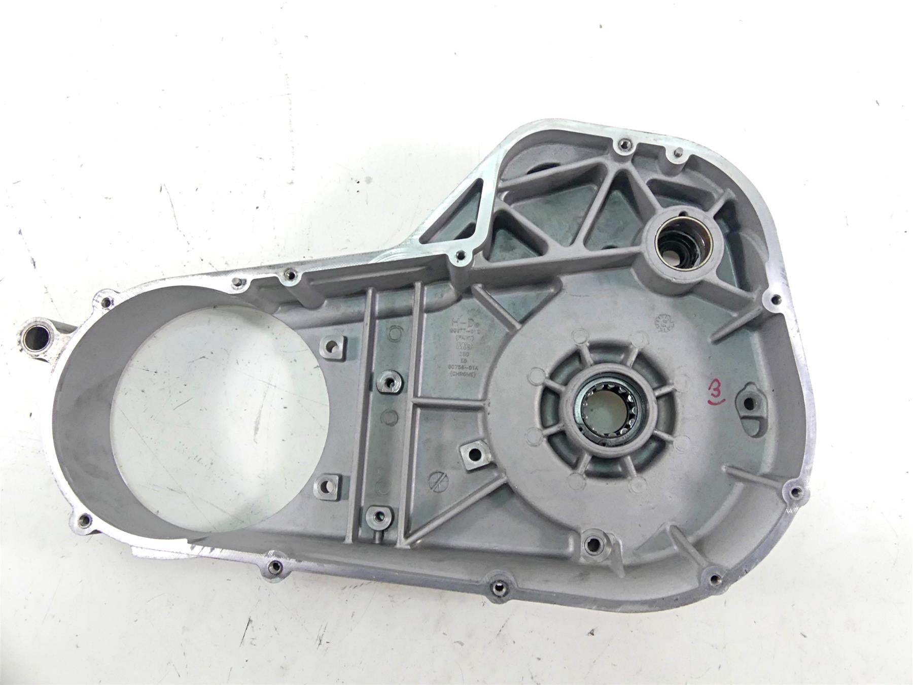 2006 Harley Touring FLHTCU SE E-Glide Inner Primary Drive Clutch Cover 60677-01C {{ shop.shopifyCountryName }} - Mototech271