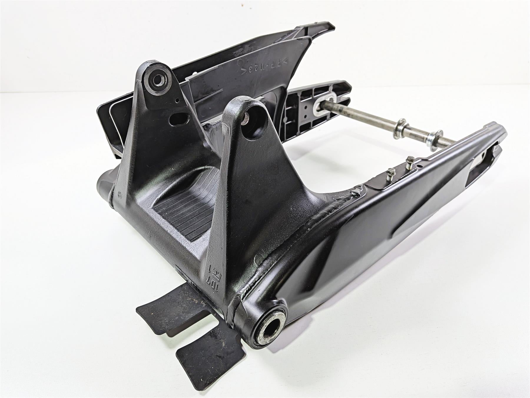2012 Yamaha XV1900 Raider S Rear Swingarm Swing Arm & Axle 5C7-22110-01-00 {{ shop.shopifyCountryName }} - Mototech271