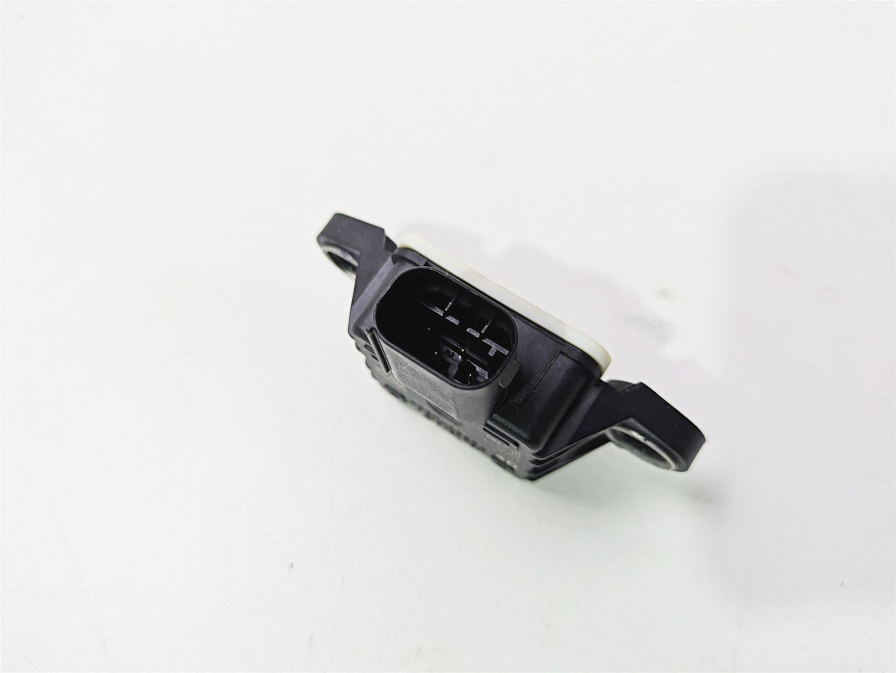 2022 Ducati Hypermotard 950 Bosch Fall Lean Angle Sensor 265011108 {{ shop.shopifyCountryName }} - Mototech271