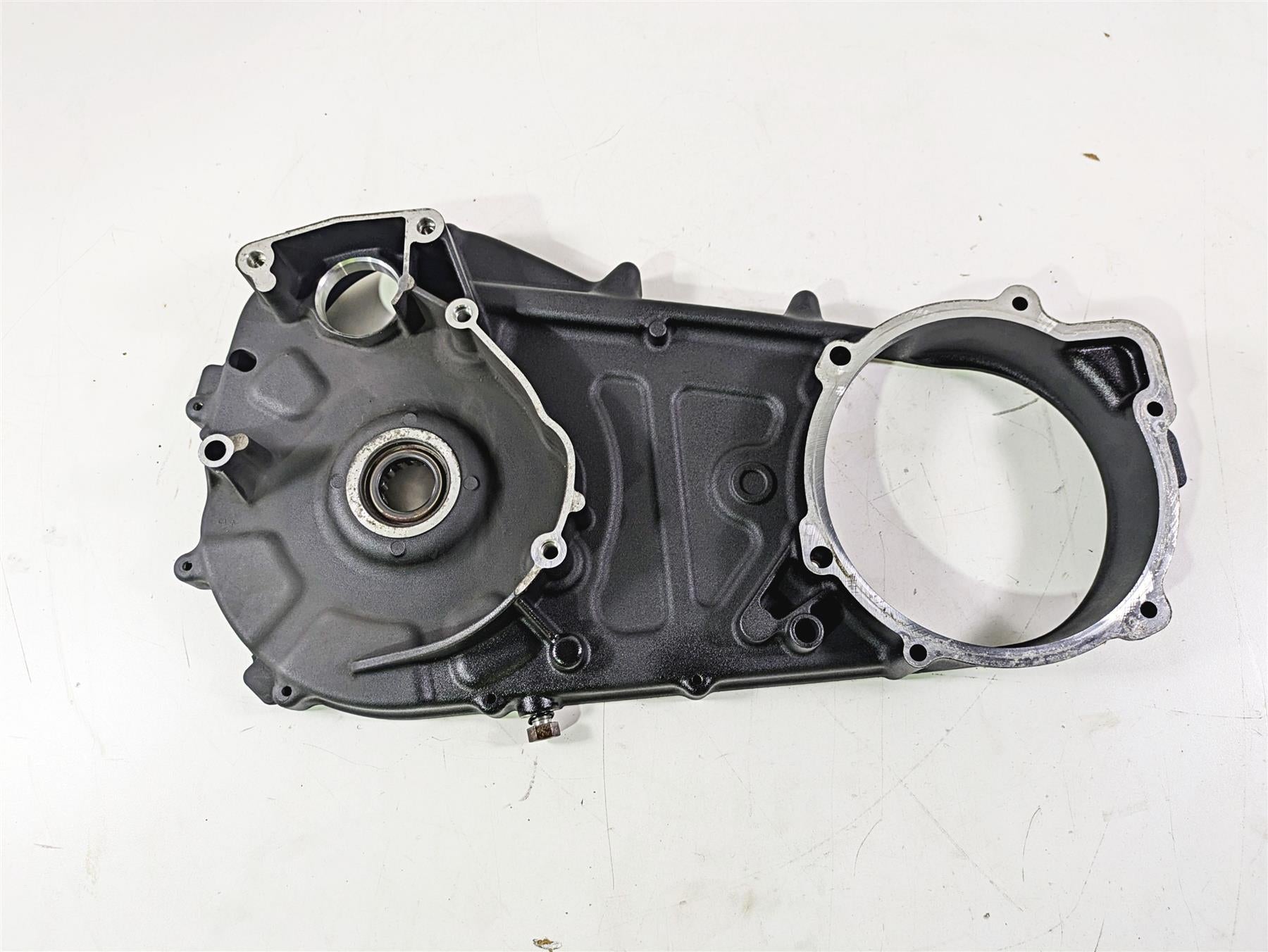 2018 Harley Softail FXFBS Fat Bob Inner Primary Drive Clutch Cover 36500099 {{ shop.shopifyCountryName }} - Mototech271