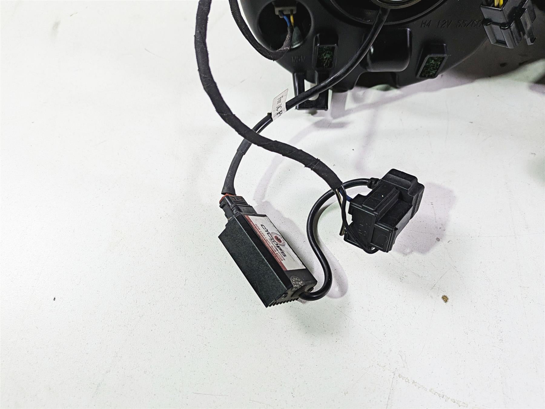 2016 Moto Guzzi Stelvio 1200 8V NTX Front Headlight + Cyclops Led Bulb 887029 {{ shop.shopifyCountryName }} - Mototech271