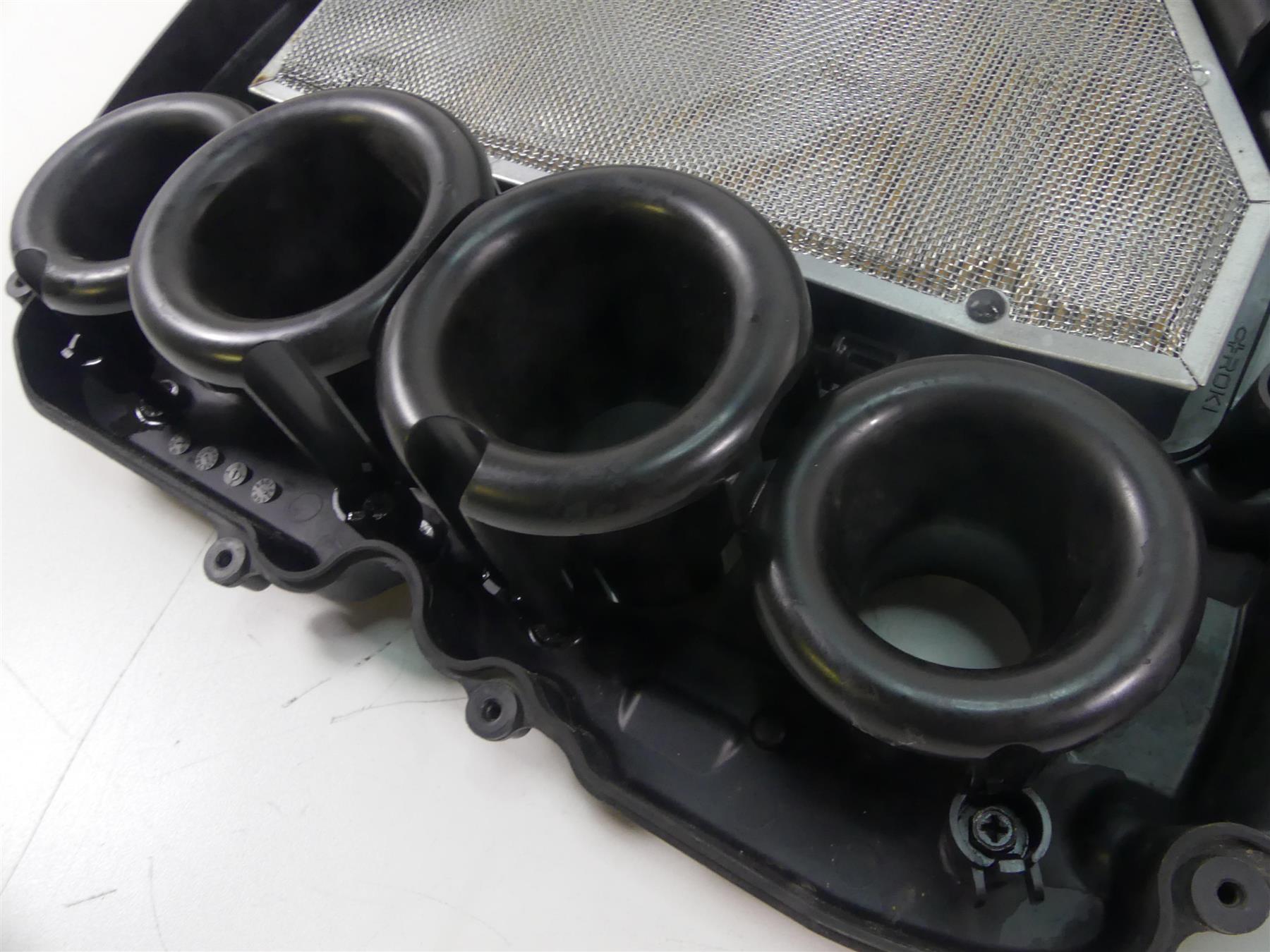 2018 Honda CBR1000 RR SC77 Air Box Cleaner Breather Filter 17220-MKF-D40 {{ shop.shopifyCountryName }} - Mototech271