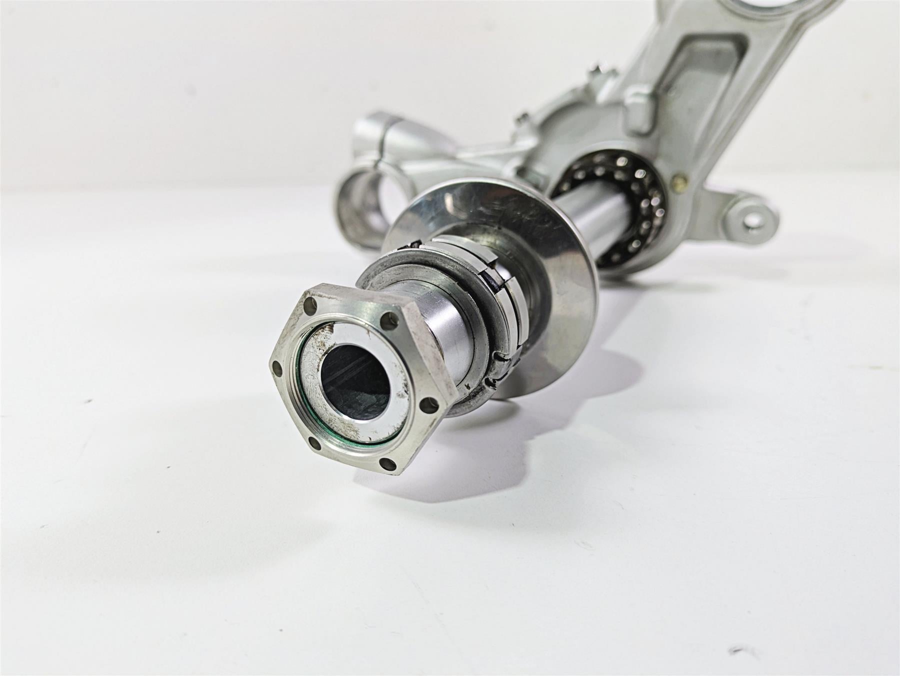 2018 BMW R nineT Urban GS K33 Lower Triple Tree Steering Clamp 31428560399 {{ shop.shopifyCountryName }} - Mototech271