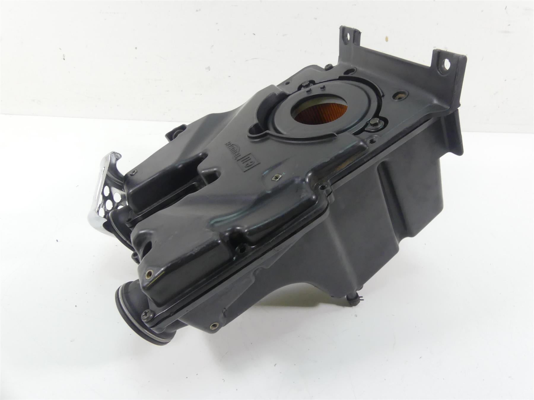 2002 Triumph Bonneville America Air Box Breather & Side Chrome Cover T2208760 {{ shop.shopifyCountryName }} - Mototech271