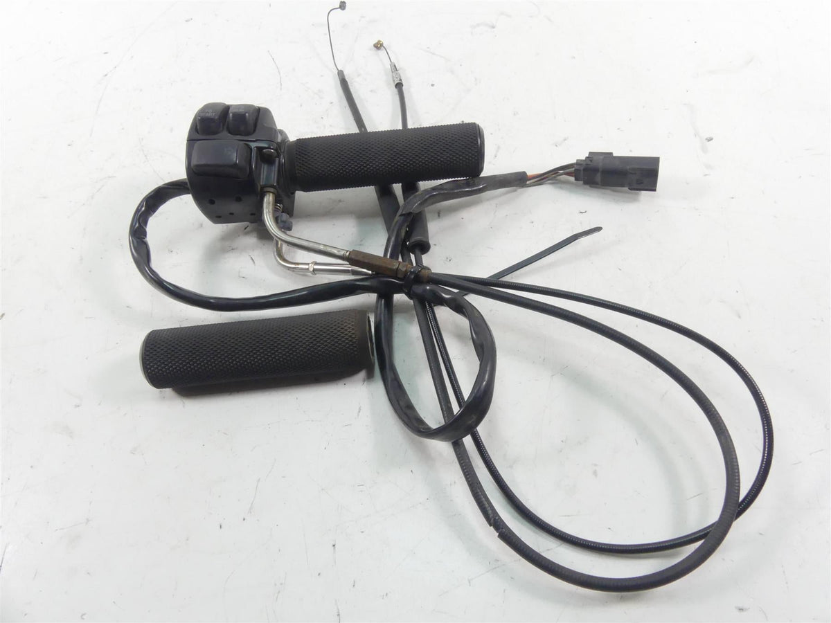 2013 Harley VRSCDX Night Rod Special Right Hand Start Control Switch 71684-06A {{ shop.shopifyCountryName }} - Mototech271