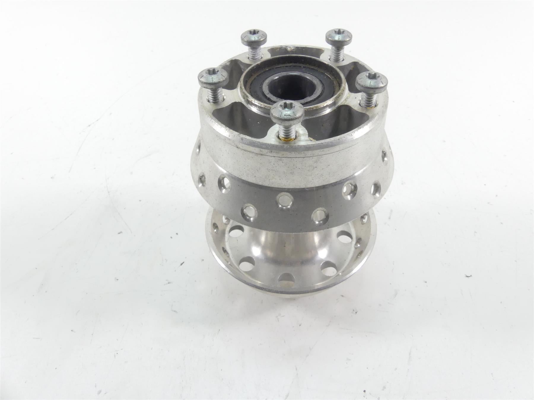 2010 Harley FXDWG Dyna Wide Glide Front Hub Wheel Rim 25mm 41325-10 {{ shop.shopifyCountryName }} - Mototech271