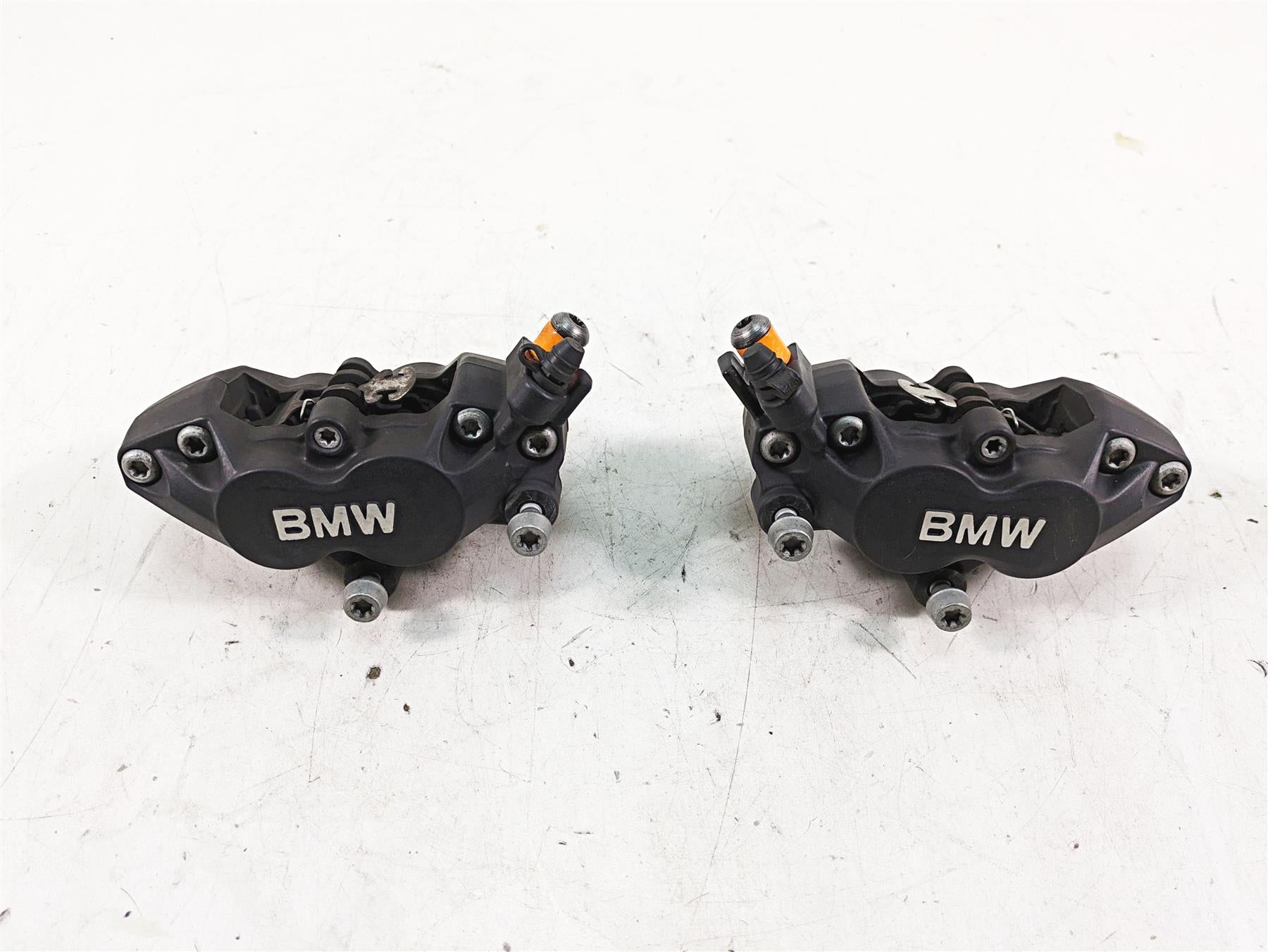2007 BMW R1200RT K26 Brembo Front Brake Caliper Set 34117711439 34117711438 {{ shop.shopifyCountryName }} - Mototech271
