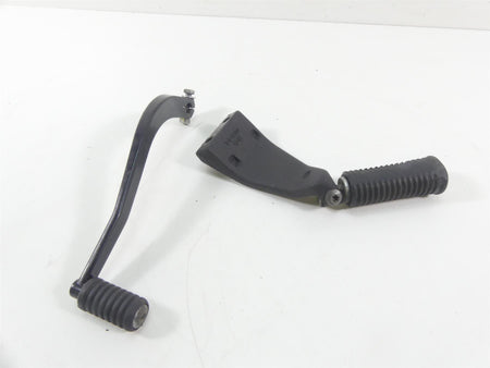 2017 Harley Dyna FXDB Street Bob Front Left Mid Foot Peg & Shifter 50667-07 {{ shop.shopifyCountryName }} - Mototech271