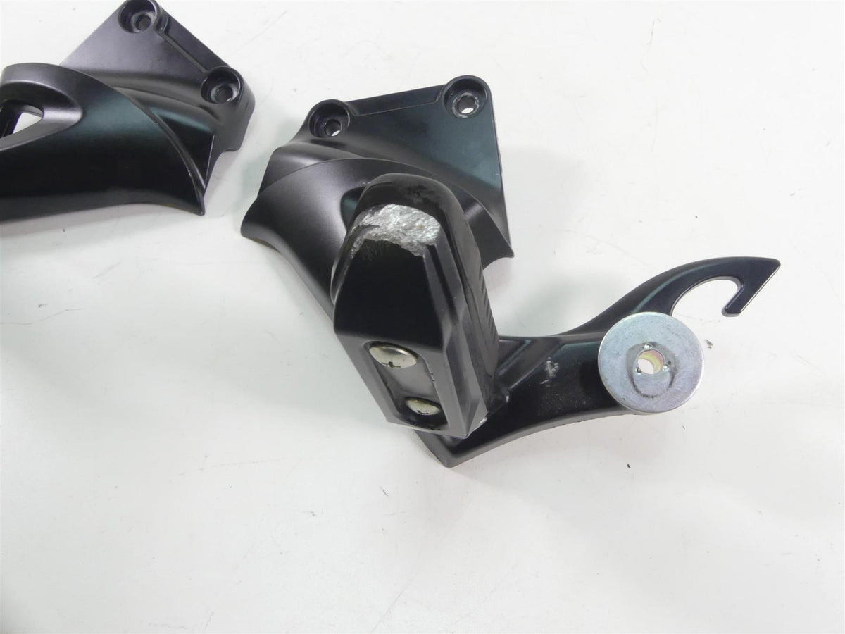 2020 Suzuki GSX1300 R Hayabusa Rear Passenger Footpeg Set 43600-15H20 {{ shop.shopifyCountryName }} - Mototech271