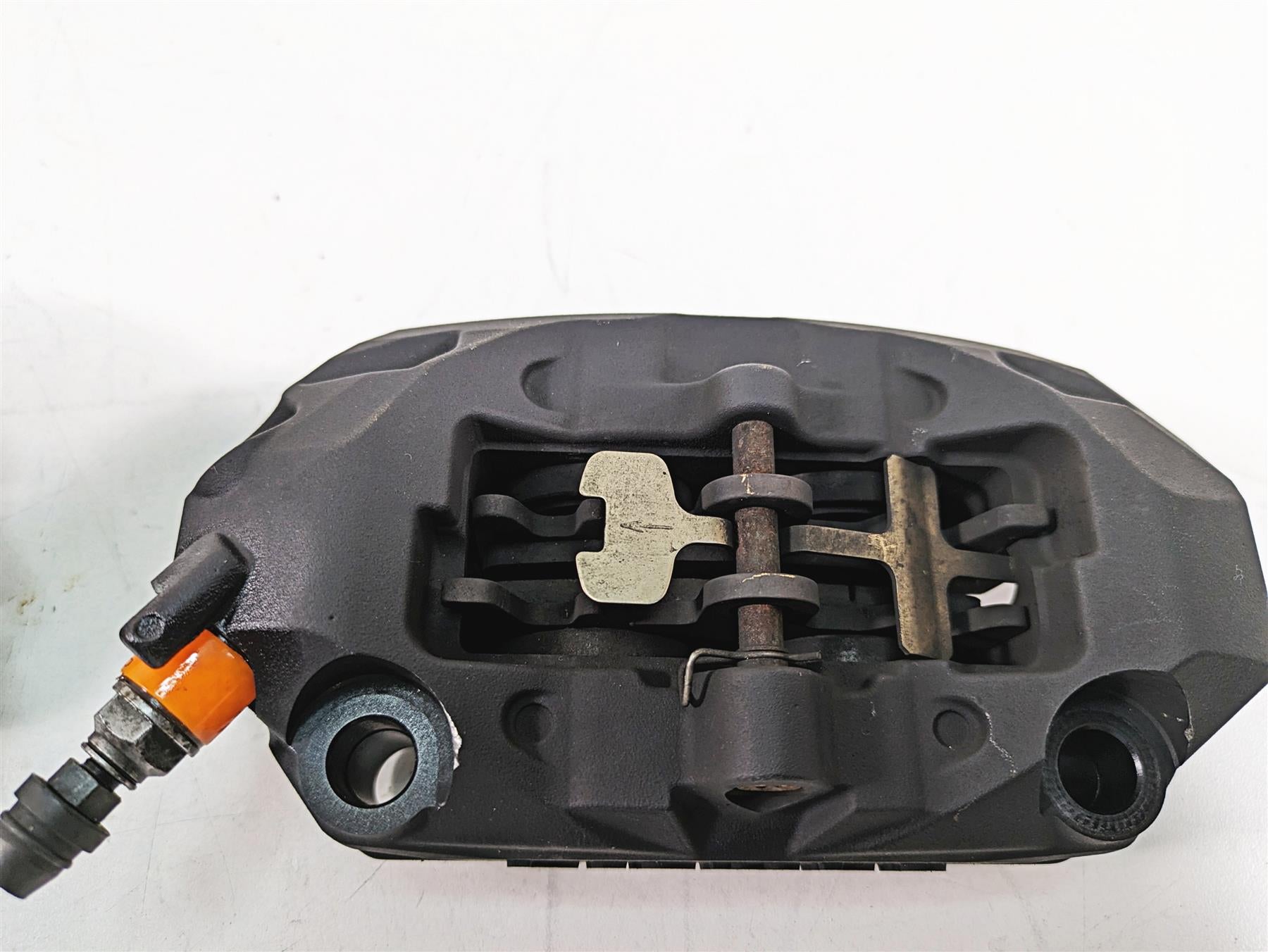 2016 BMW R1200R K53 Brembo Front Brake Caliper Set 34118556205 34118556206 {{ shop.shopifyCountryName }} - Mototech271