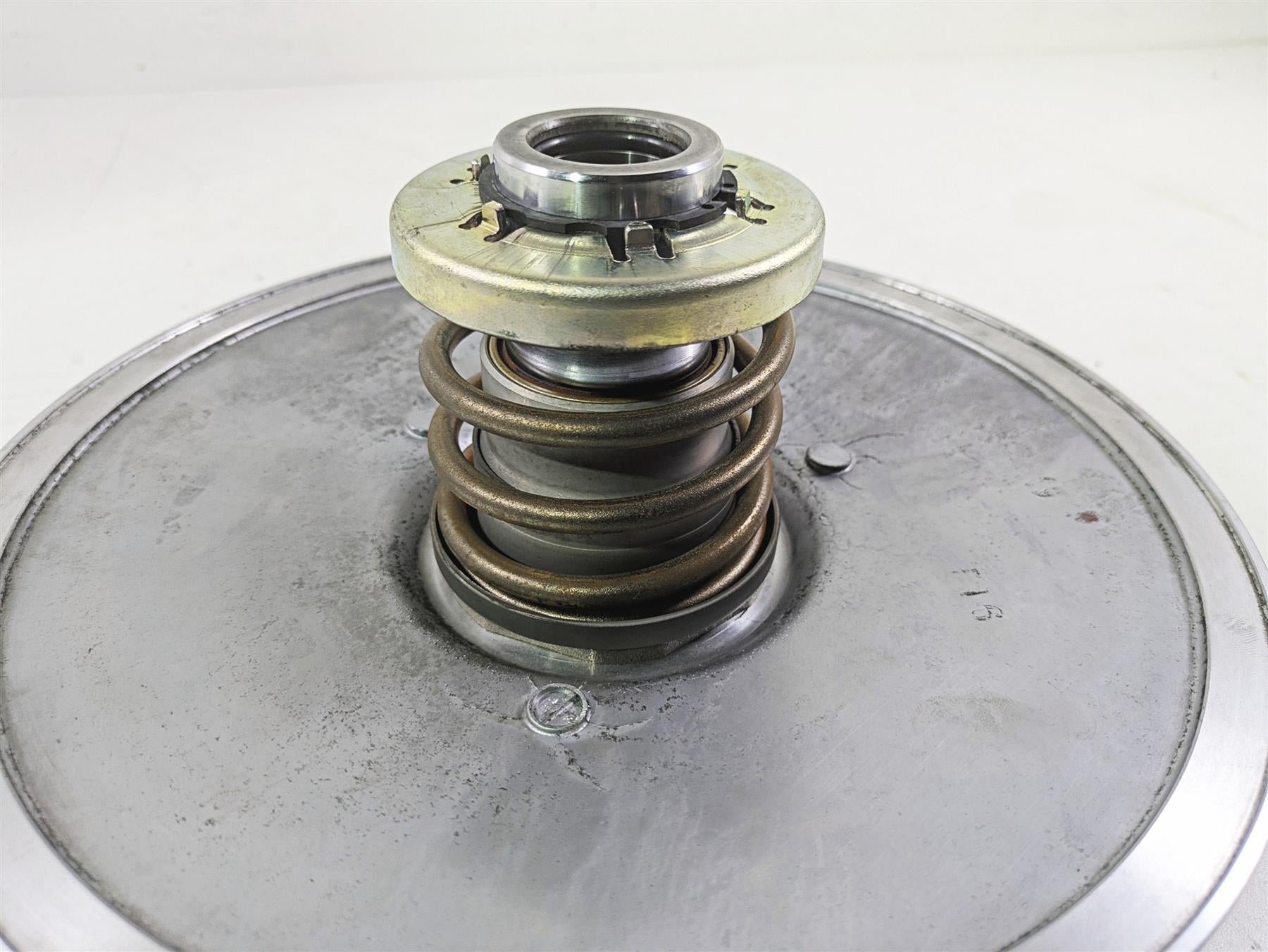 2023 Kawasaki Teryx KRX KRF 1000 C Secondary Driven Clutch 49094-0107 {{ shop.shopifyCountryName }} - Mototech271