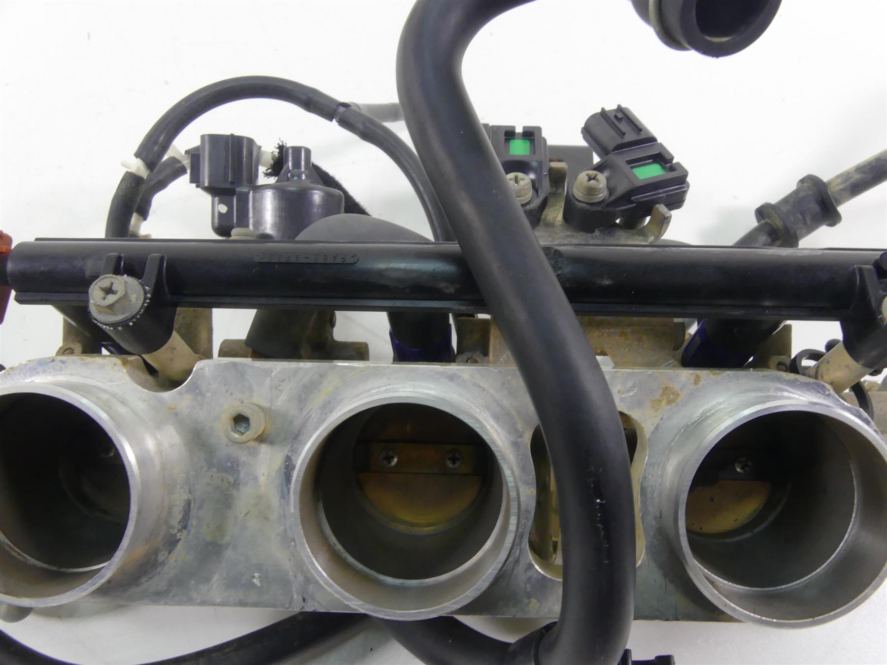 2016 Yamaha YXZ1000 R EPS SE Throttle Body Bodies Fuel Injection 2HC-13750-00-00 {{ shop.shopifyCountryName }} - Mototech271