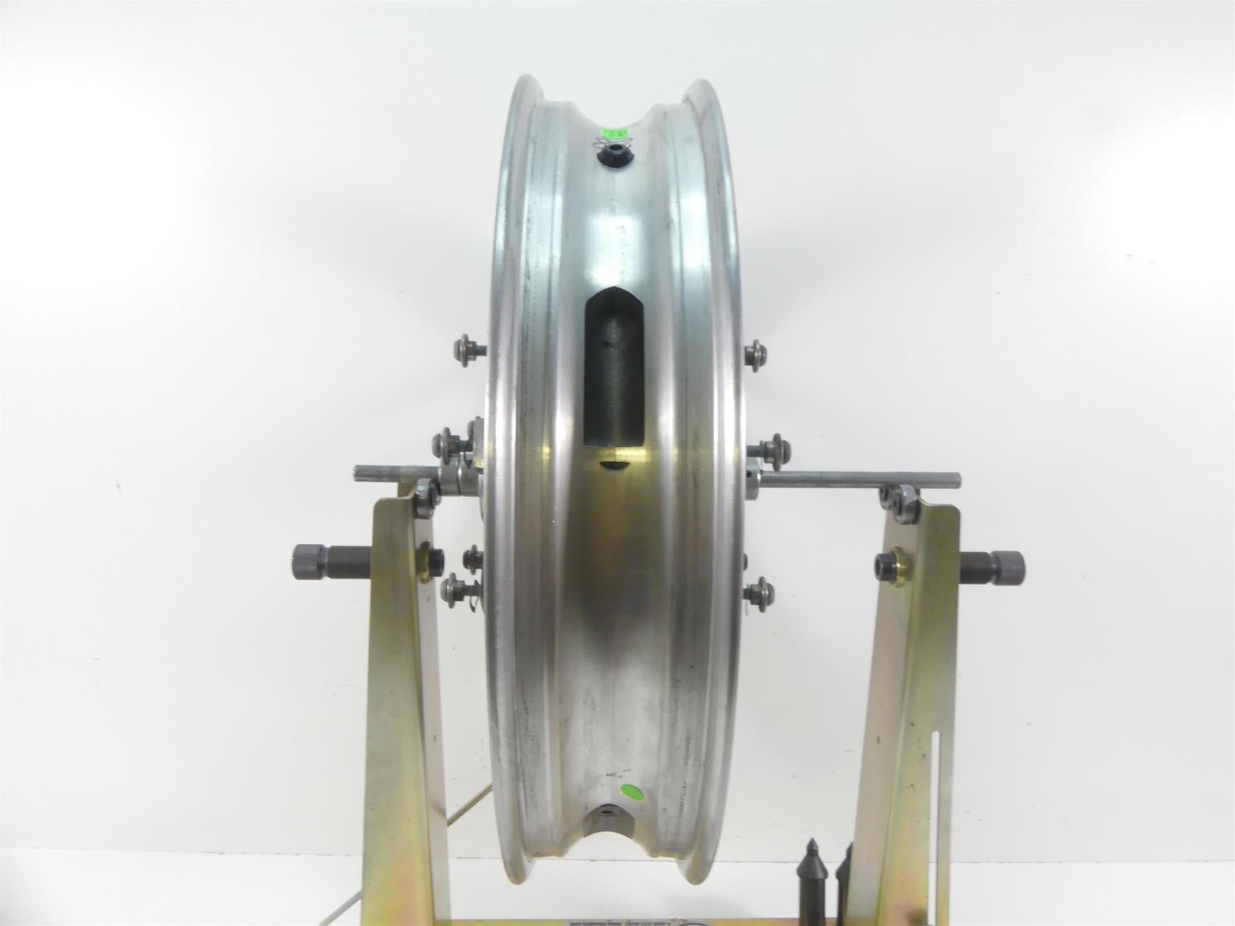 2016 Harley Touring FLTRX Road Glide Straight Front Wheel Rim 19x3.5 43300027 {{ shop.shopifyCountryName }} - Mototech271