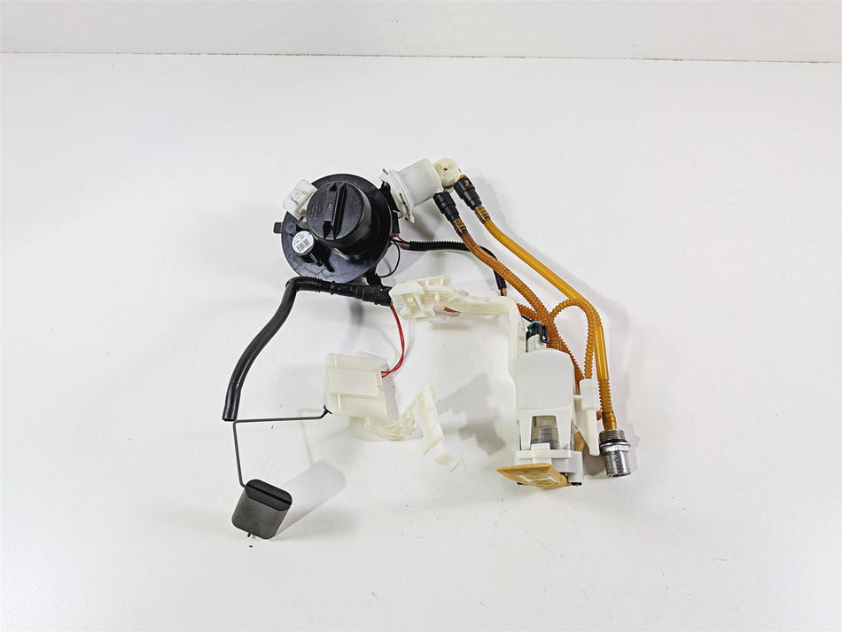 2011 Harley Touring FLHTCU CVO Electra Glide Fuel Gas Petrol Pump 75069-08C-Mototech271