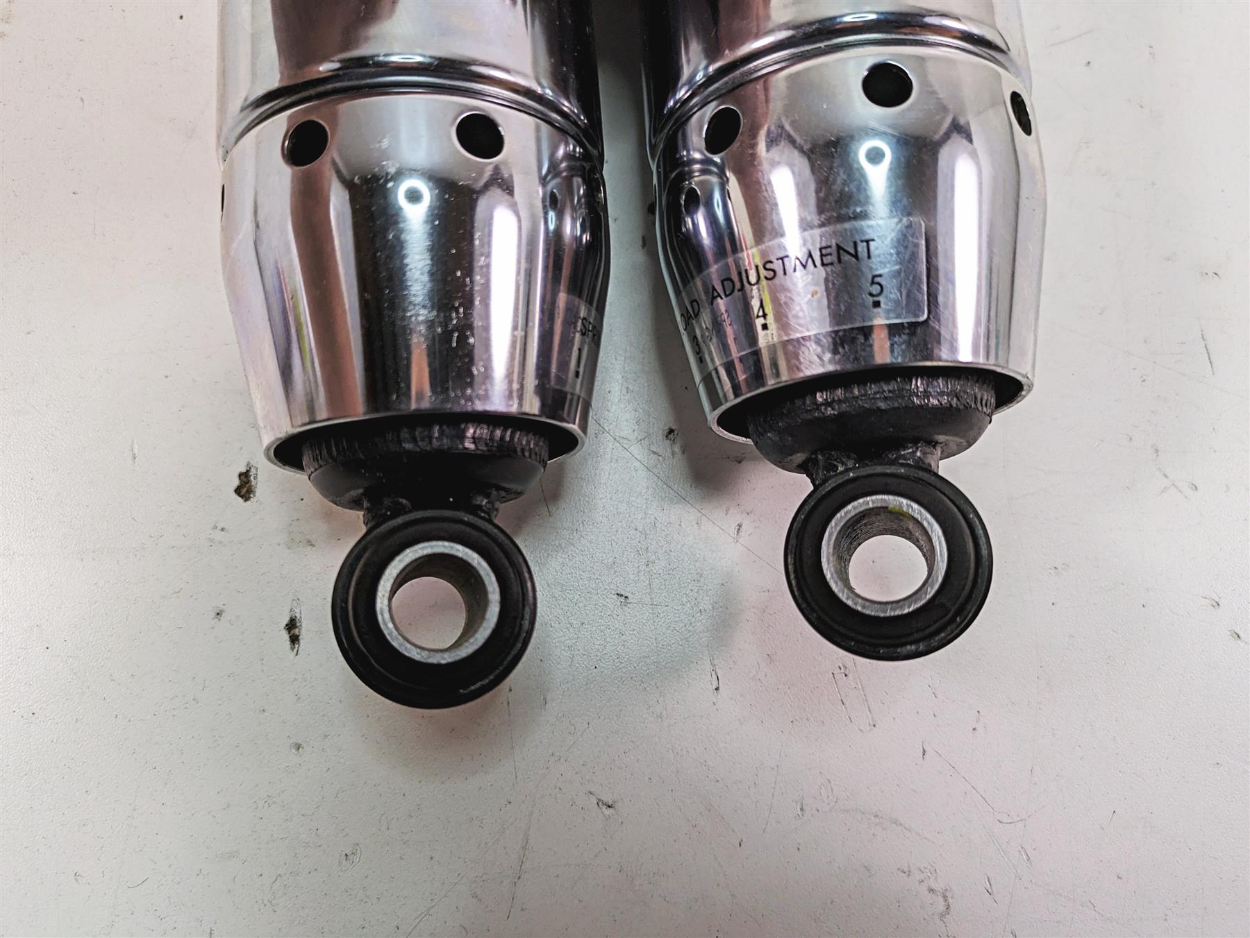 2009 Harley Dyna FXDFSE CVO Fat Bob Straight Rear Shock Damper Set 12" 54608-04 {{ shop.shopifyCountryName }} - Mototech271