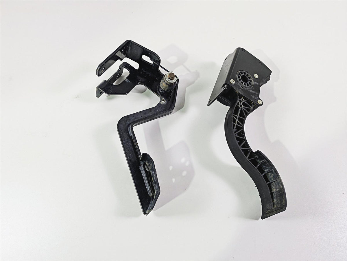 2021 CFMoto Zforce 950 Sport Foot Brake Pedal Lever Set 5BY0-105000 5HY0-082000 {{ shop.shopifyCountryName }} - Mototech271