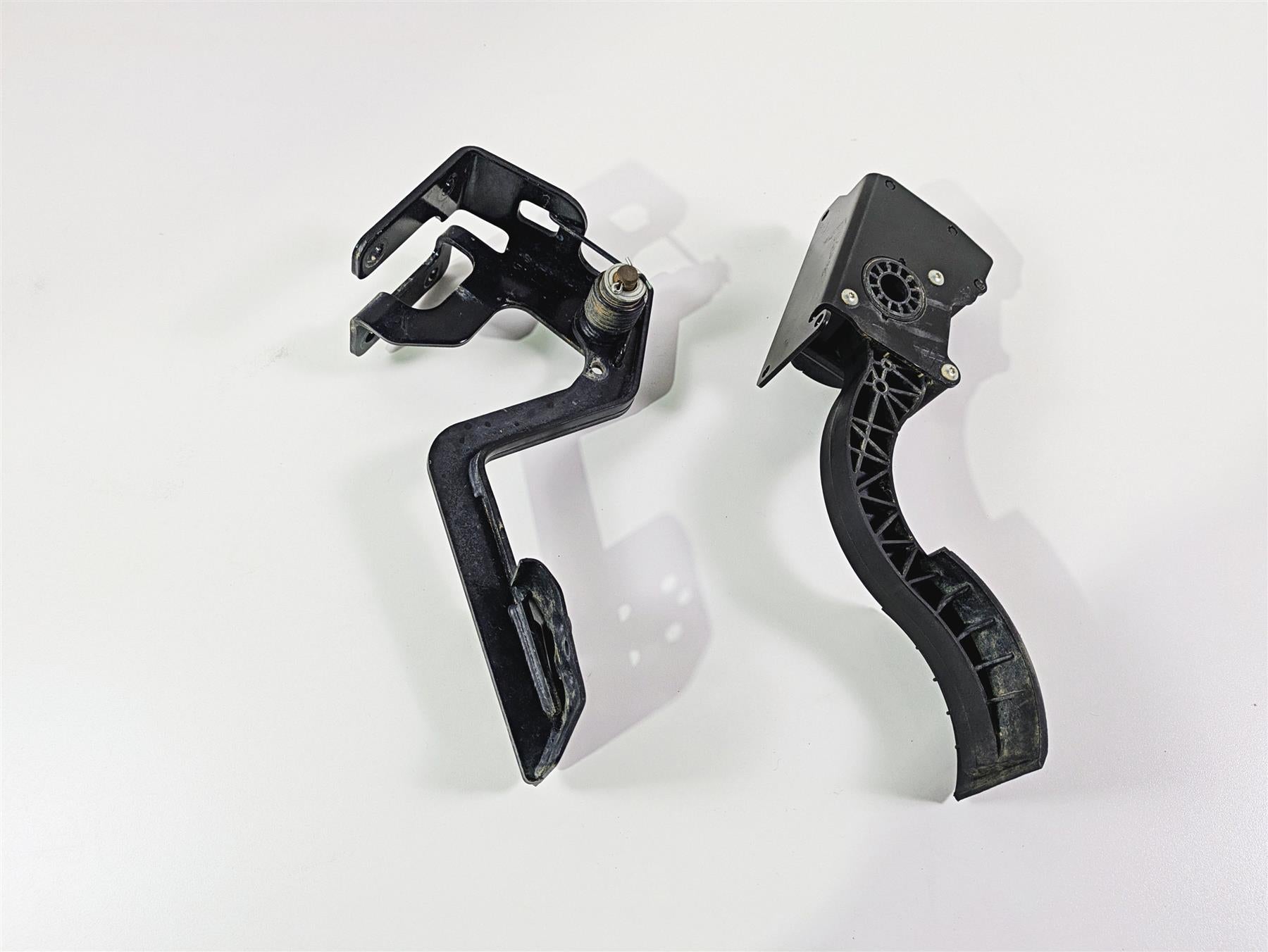 2021 CFMoto Zforce 950 Sport Foot Brake Pedal Lever Set 5BY0-105000 5HY0-082000 {{ shop.shopifyCountryName }} - Mototech271
