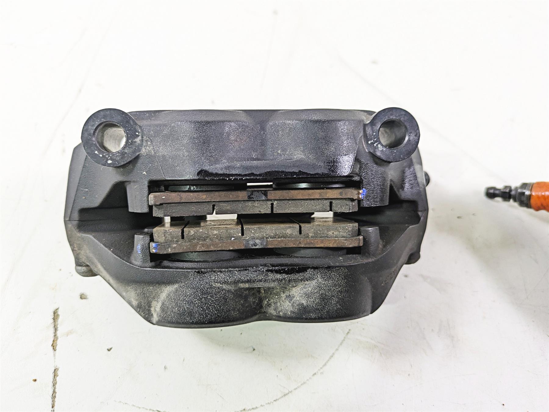 2022 KTM 1290 Super Adventure S 100mm Brembo Front Brake Calipers 6031301500130 {{ shop.shopifyCountryName }} - Mototech271