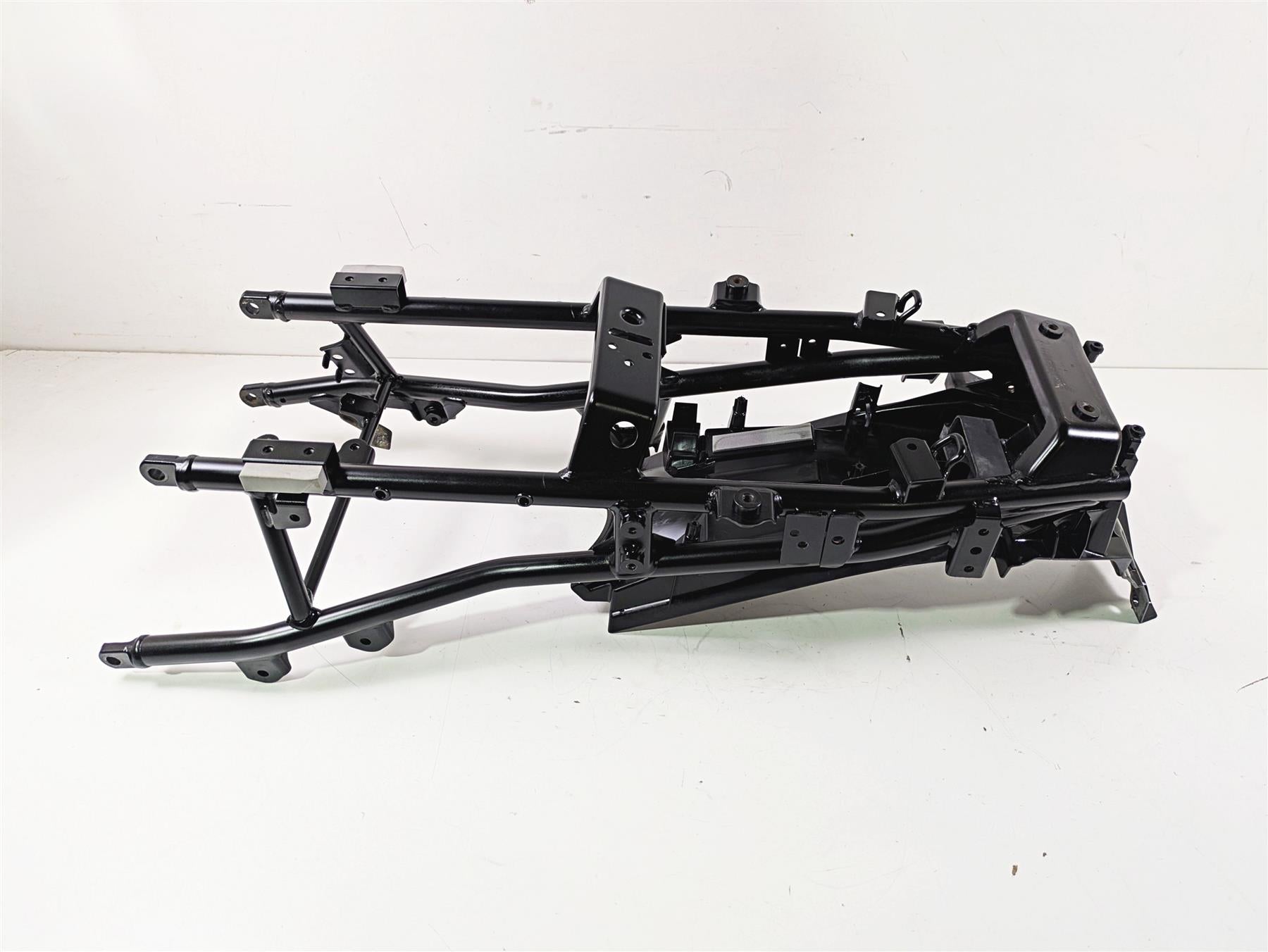 2020 Suzuki V-Strom 1050 XT Subframe & Inner Fender Set 41200-31J30-YAP